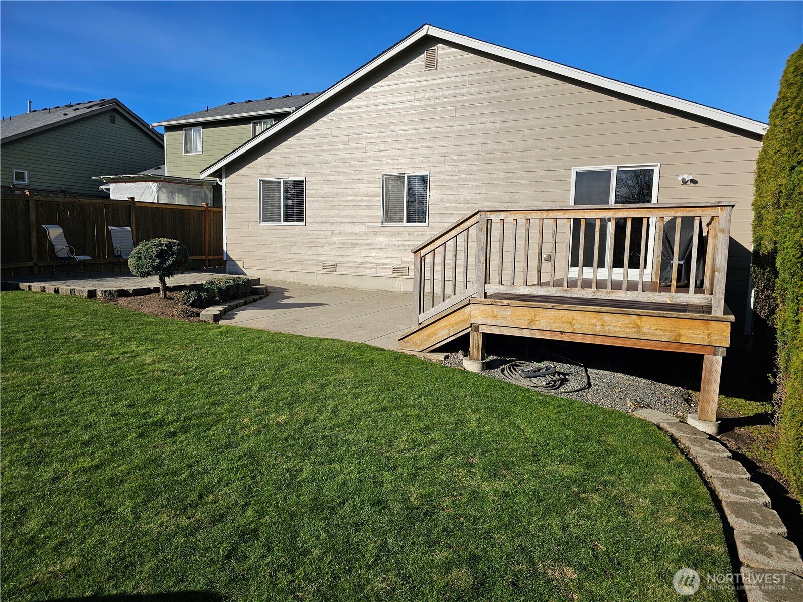 7218 39th Place NE