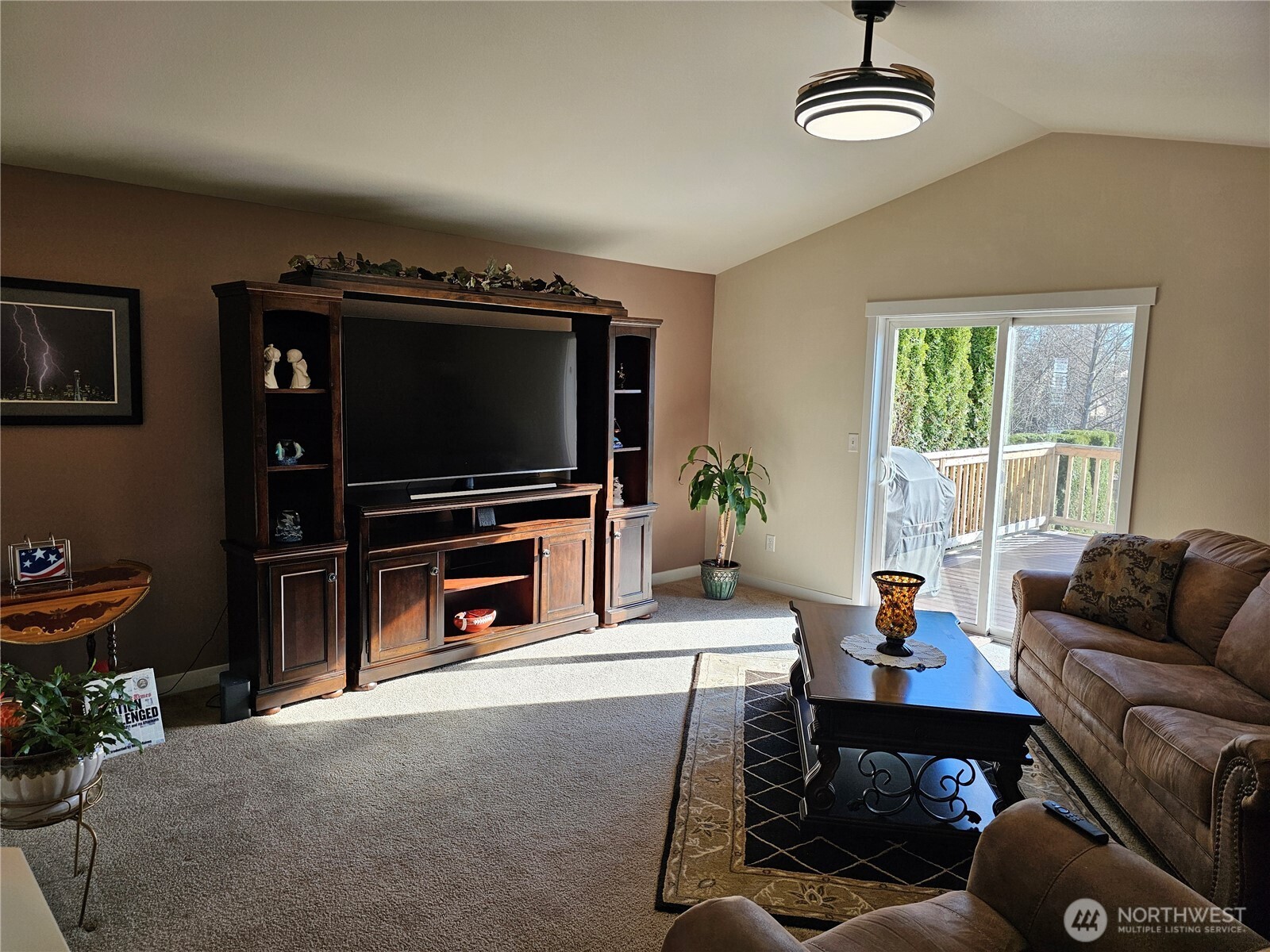 7218 39th Place NE