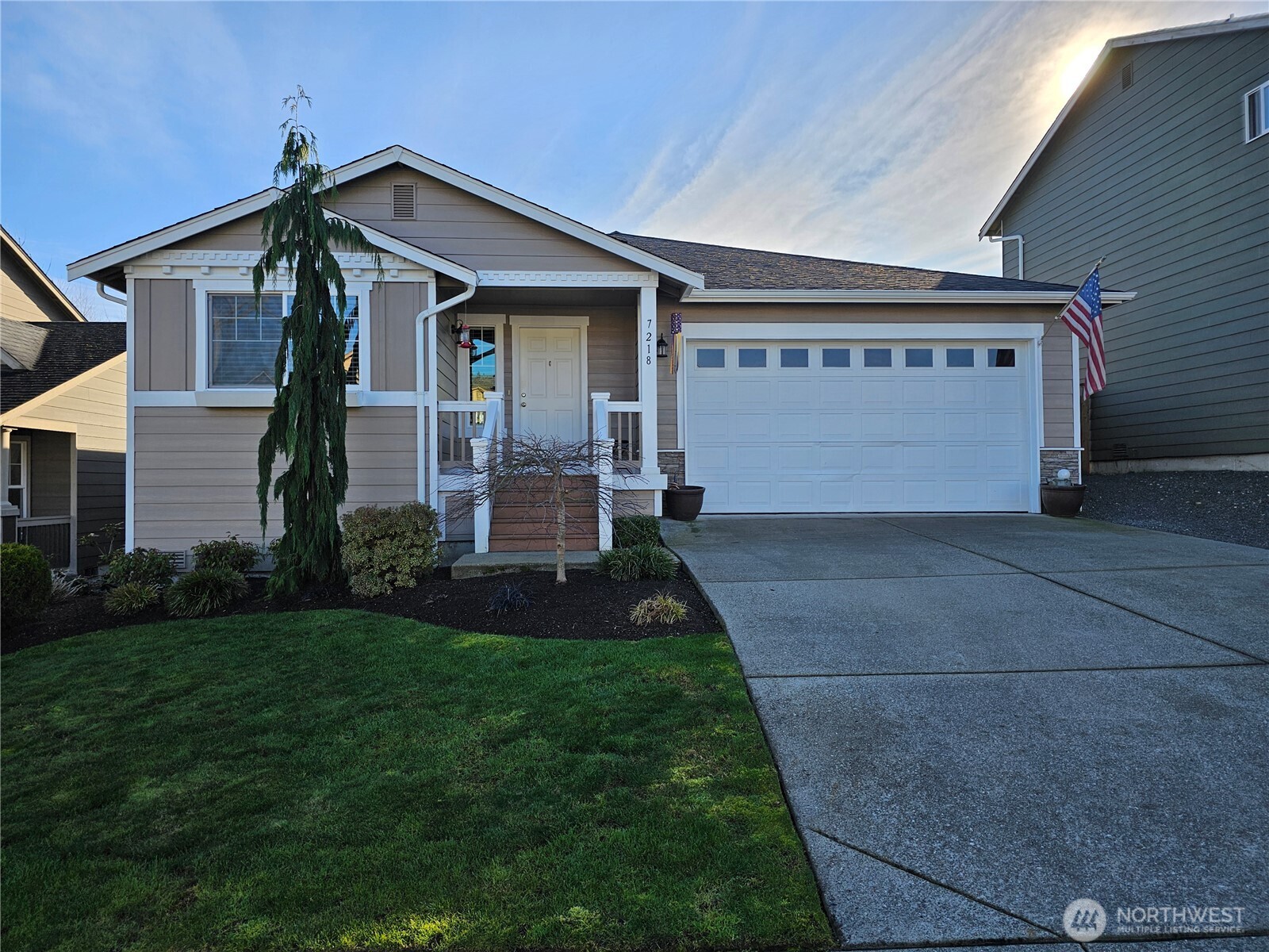 7218 39th Place NE