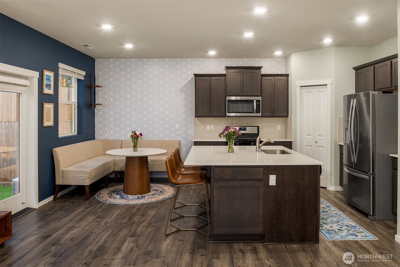 10715 32nd Street NE