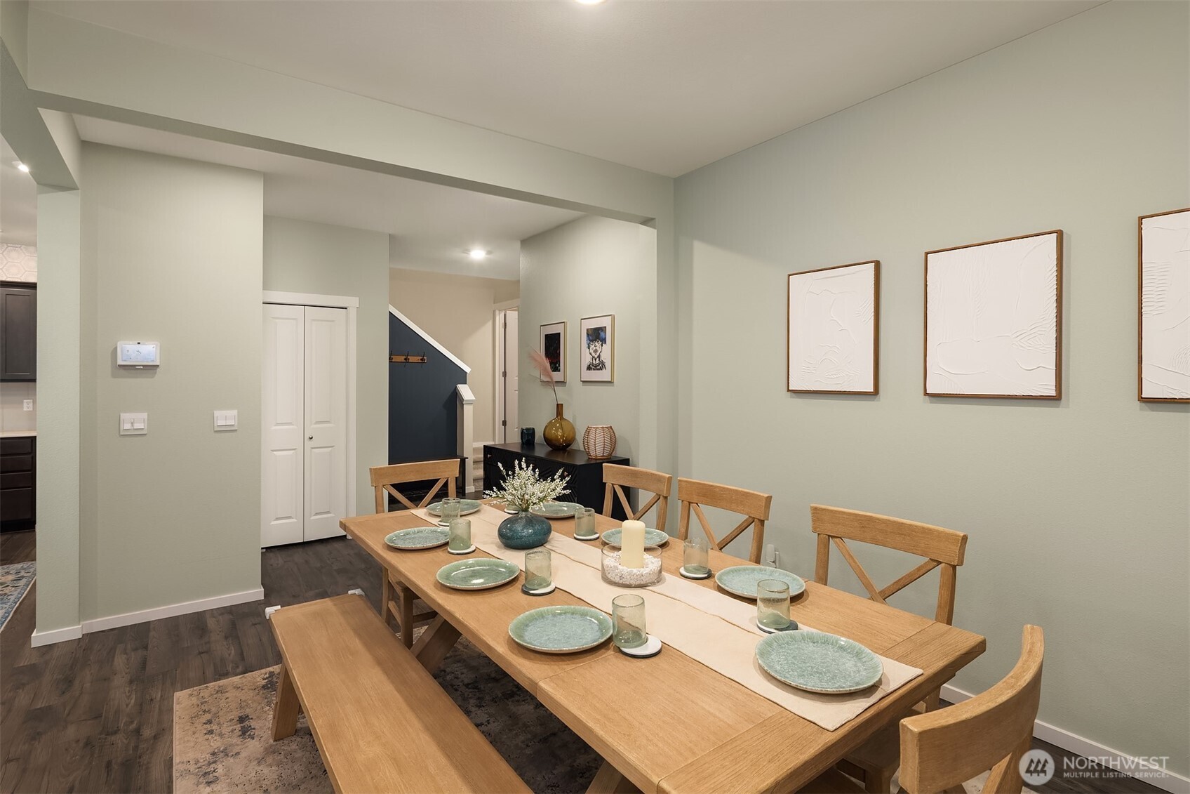 10715 32nd Street NE