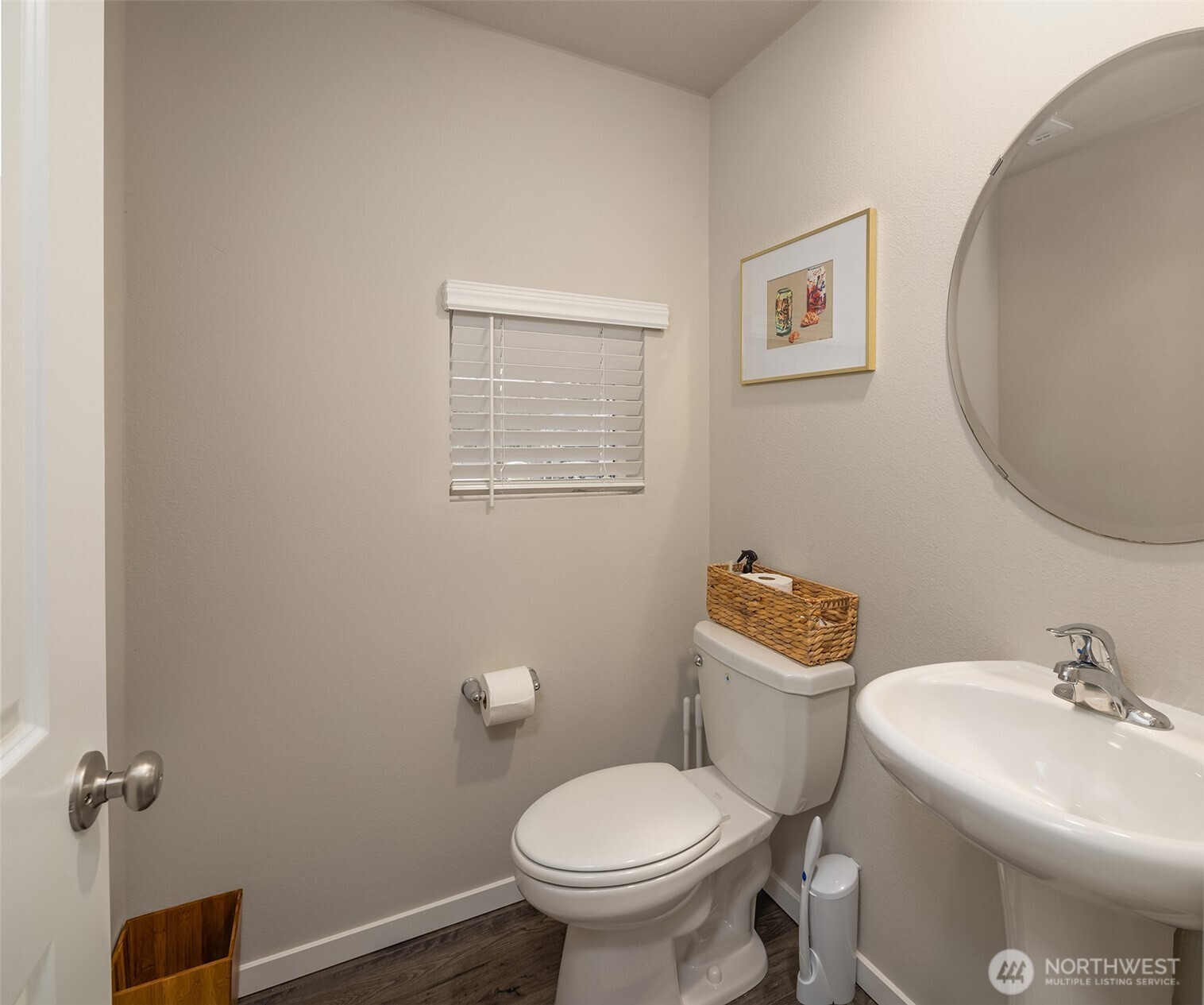 10715 32nd Street NE