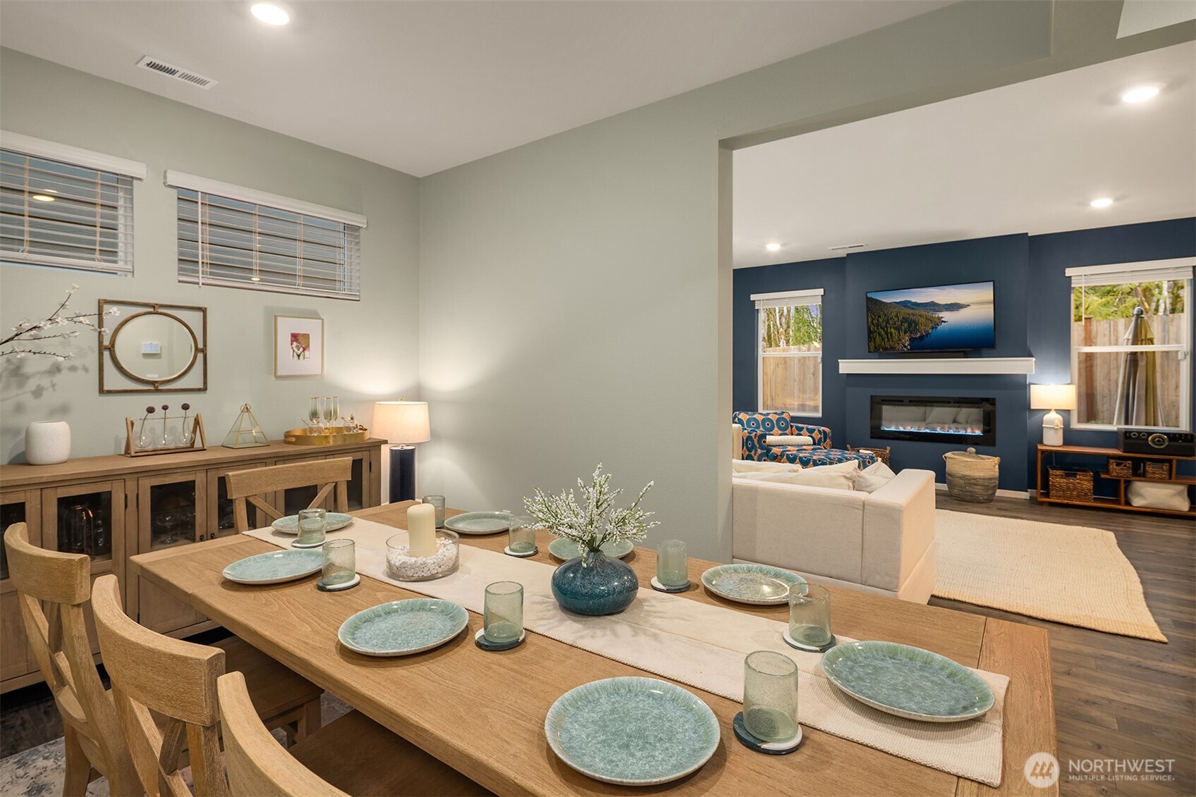 10715 32nd Street NE