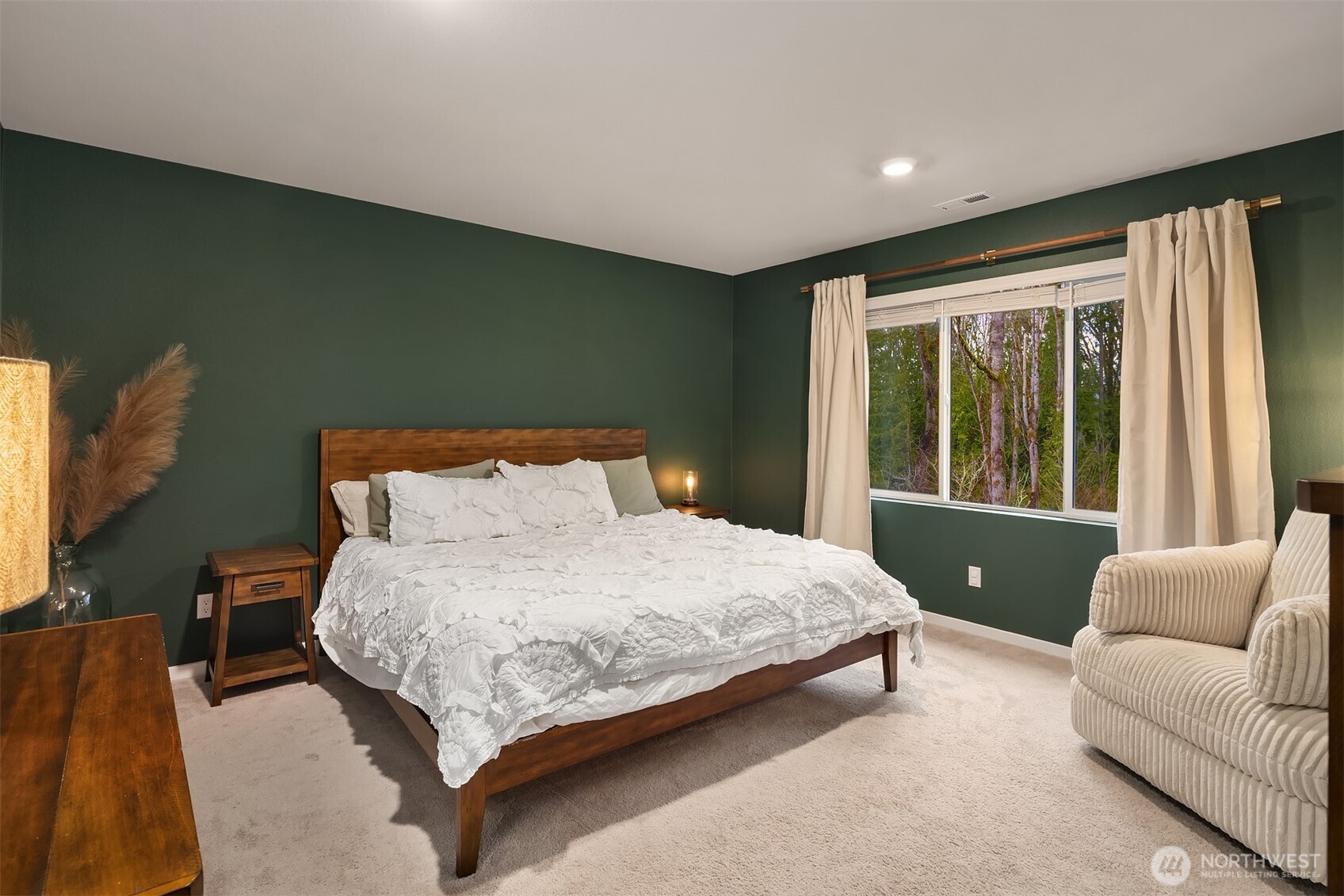 10715 32nd Street NE