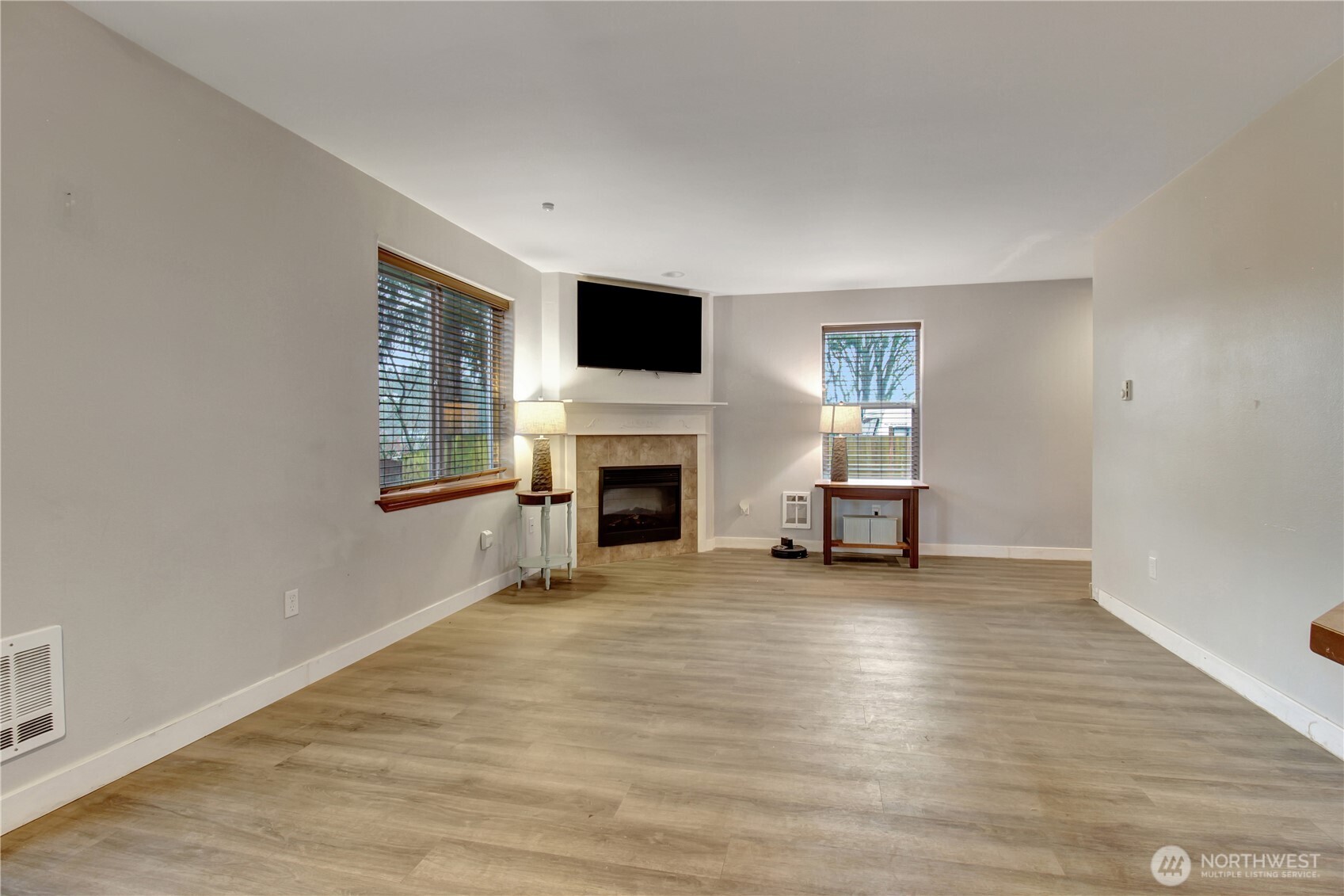318 E Highland Drive