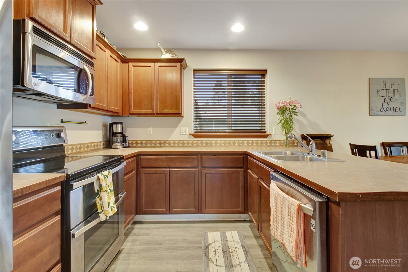 318 E Highland Drive