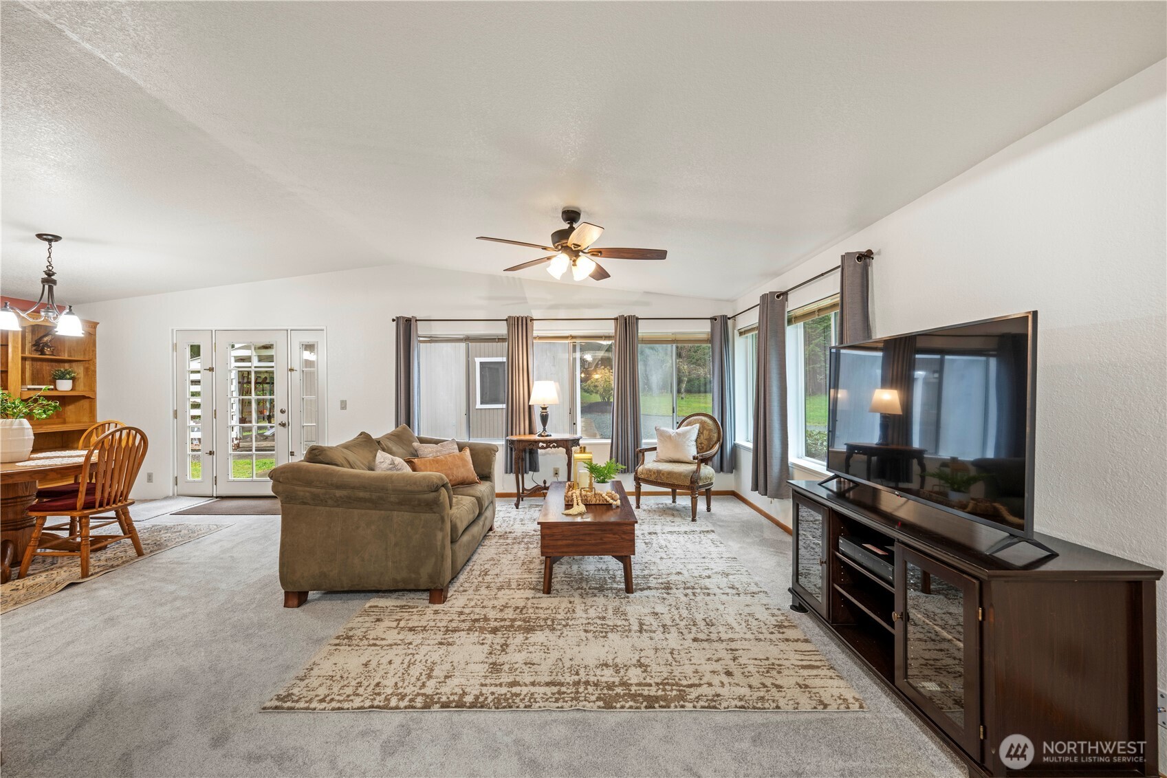 23306 N Lake Cochran Road