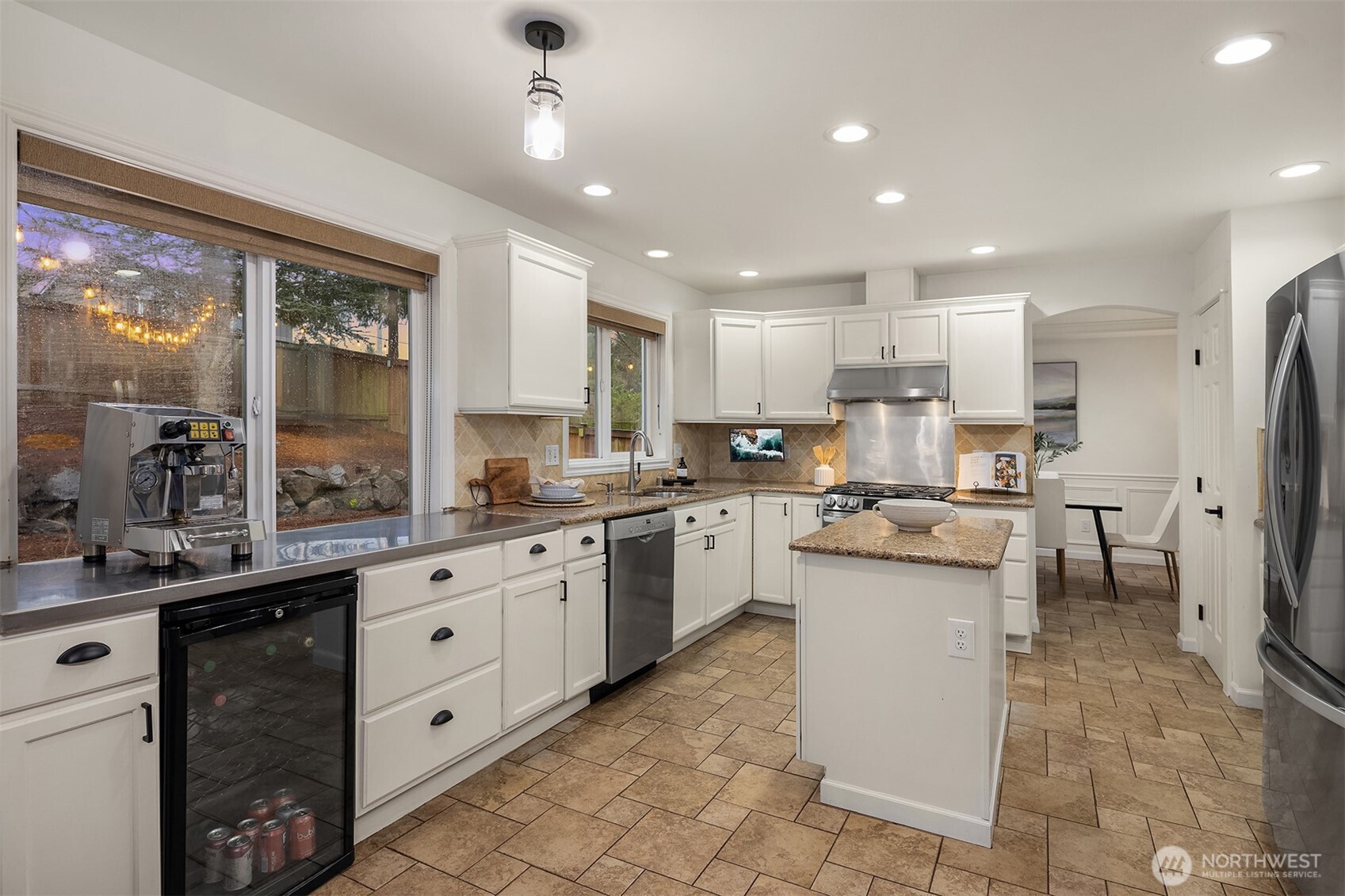 3131 82nd Drive NE