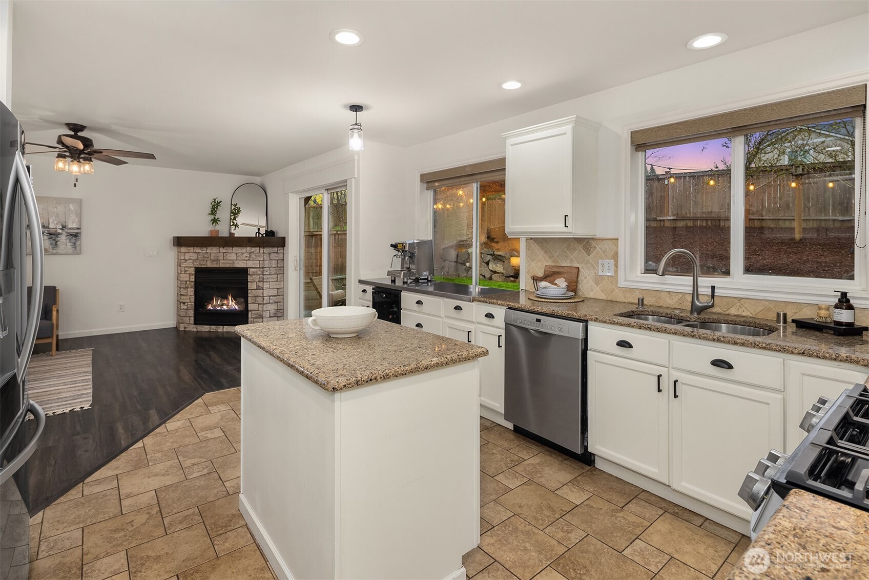 3131 82nd Drive NE