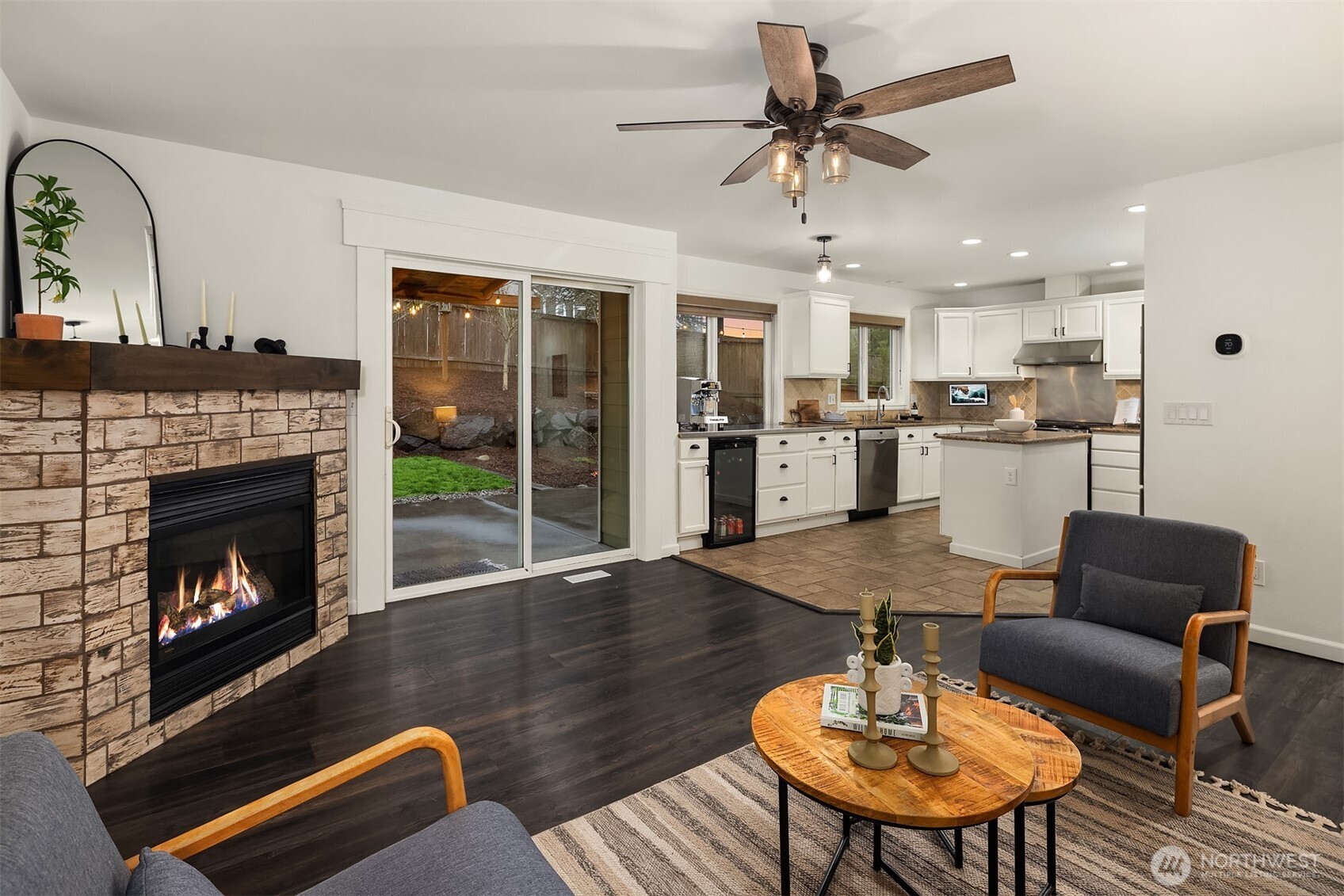 3131 82nd Drive NE