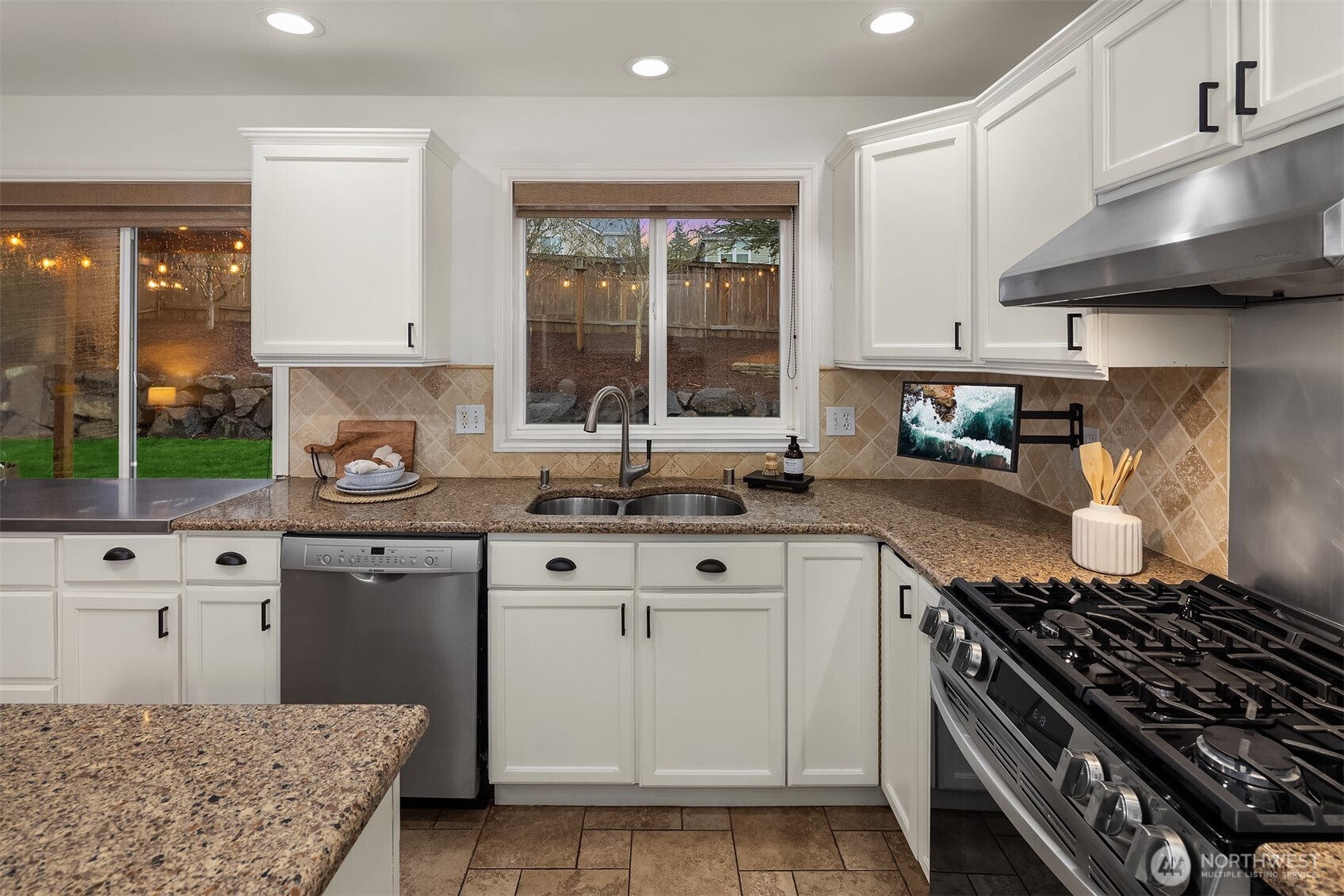 3131 82nd Drive NE