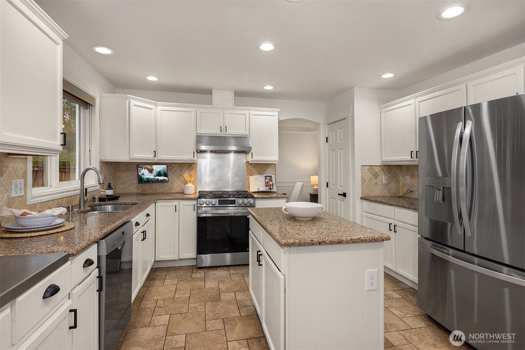 3131 82nd Drive NE