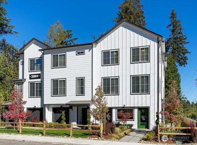 2011 101st Avenue SE Unit: 1