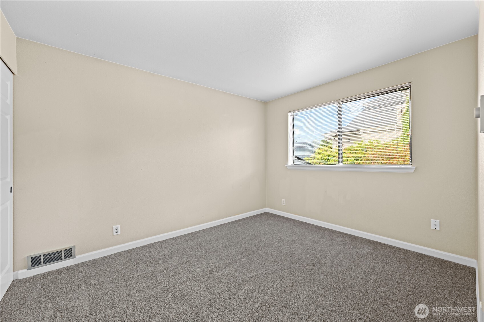 1523 Sunset Place