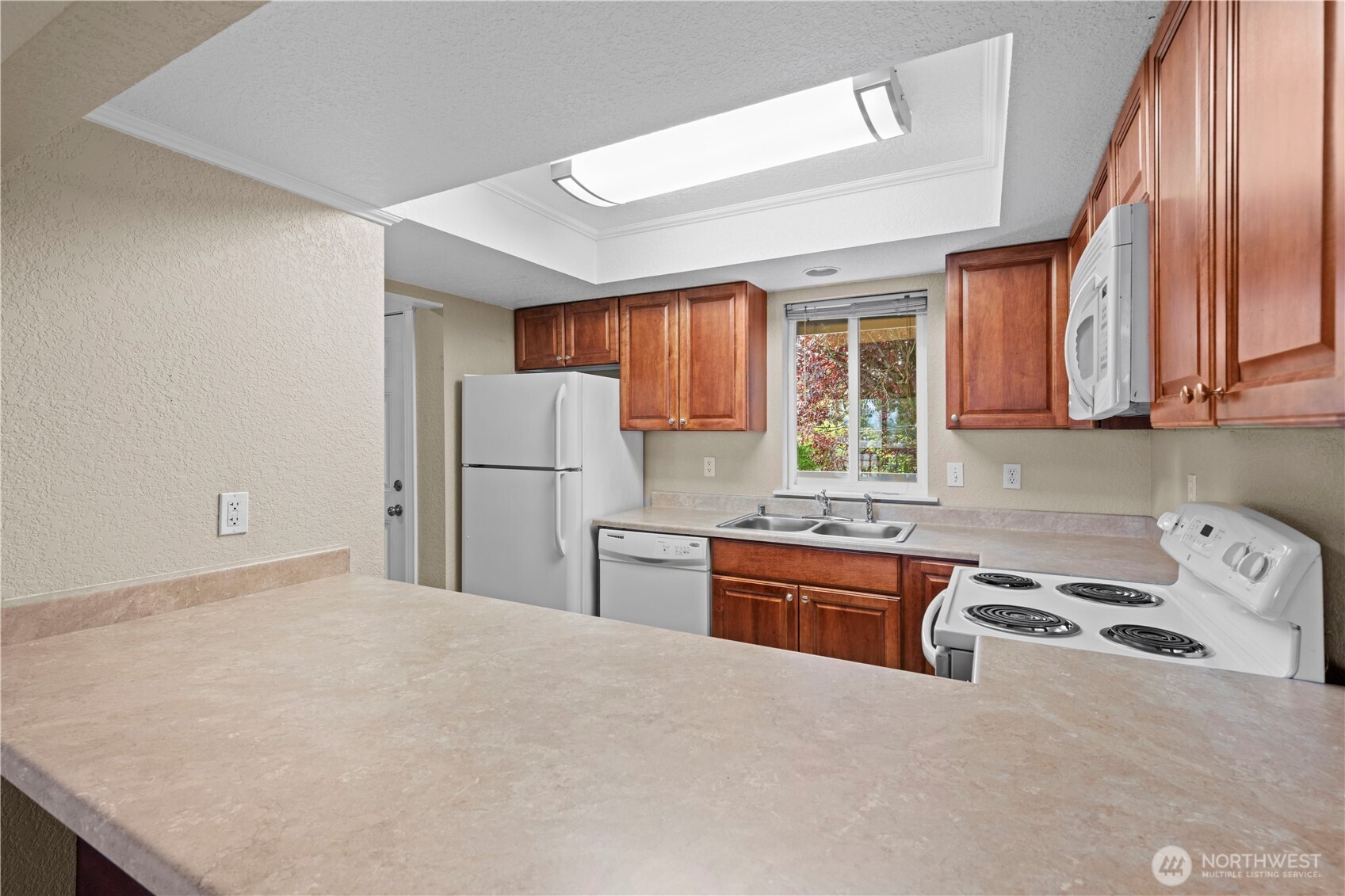 1523 Sunset Place