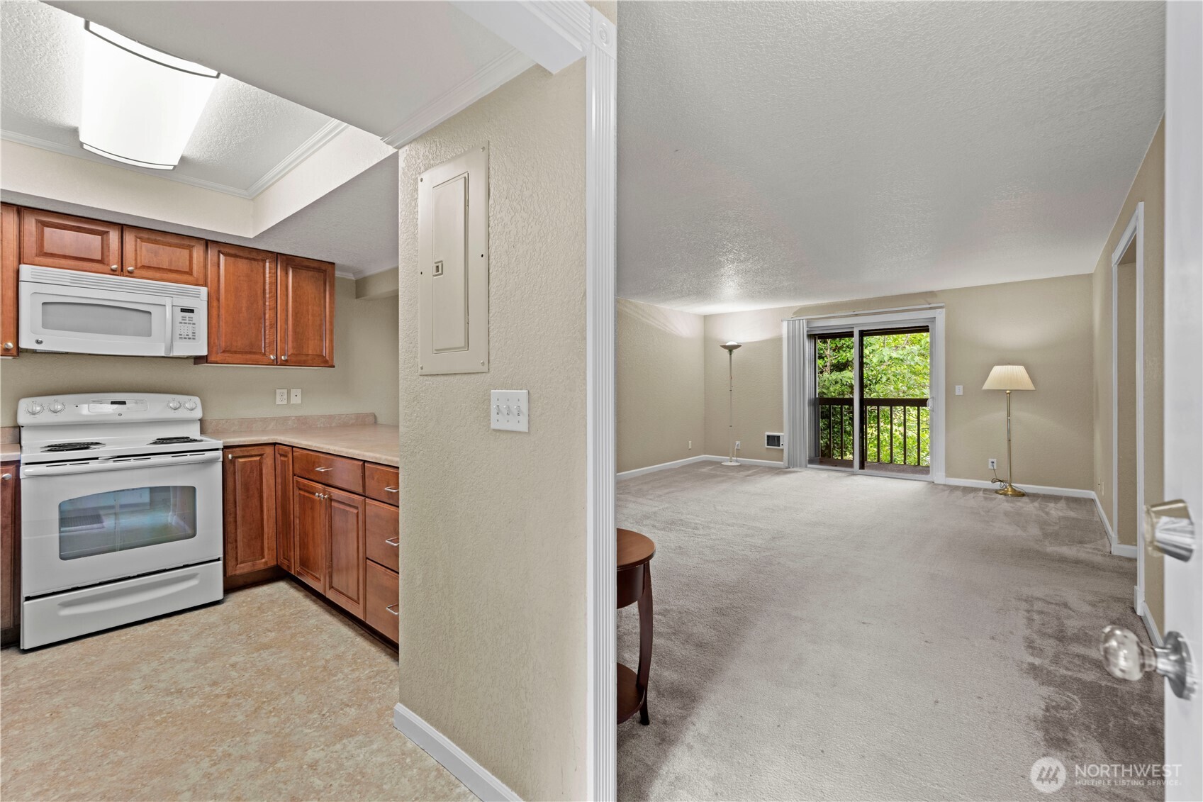1523 Sunset Place