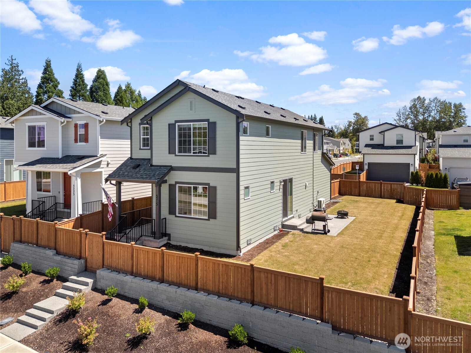 5215 87th Avenue NE