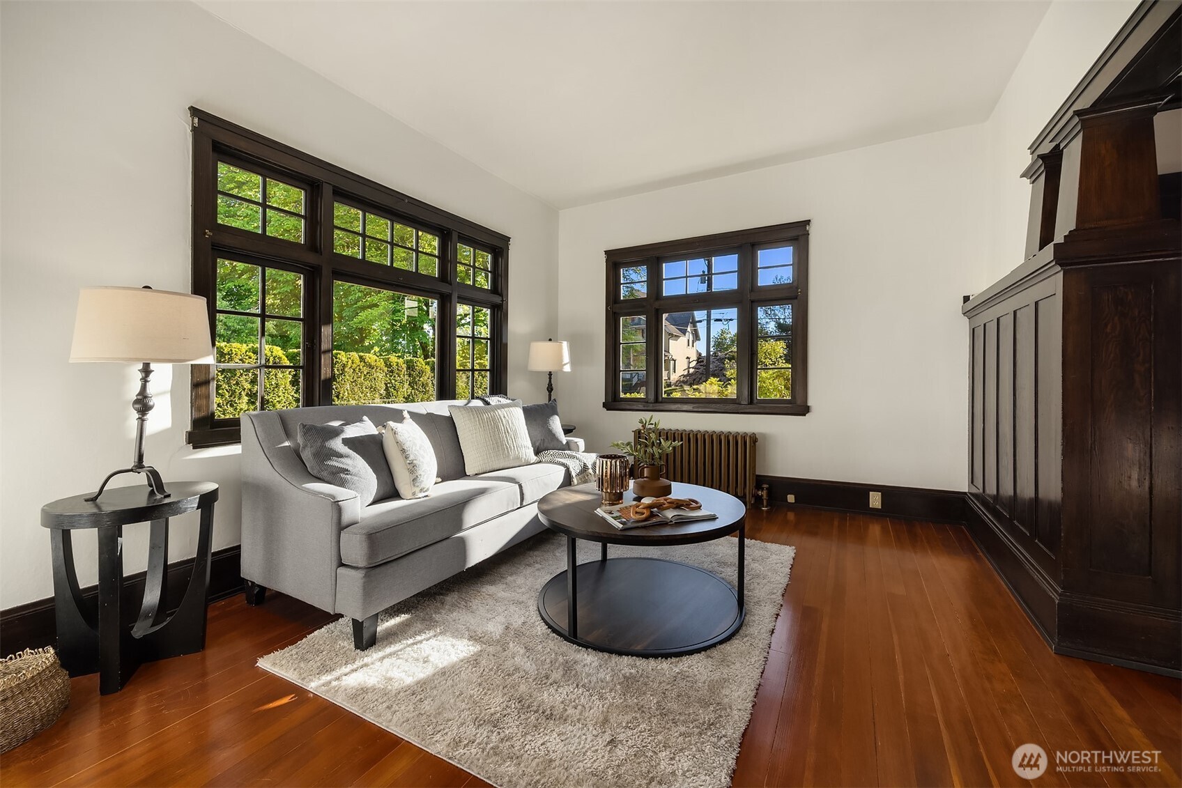 423 Ave B