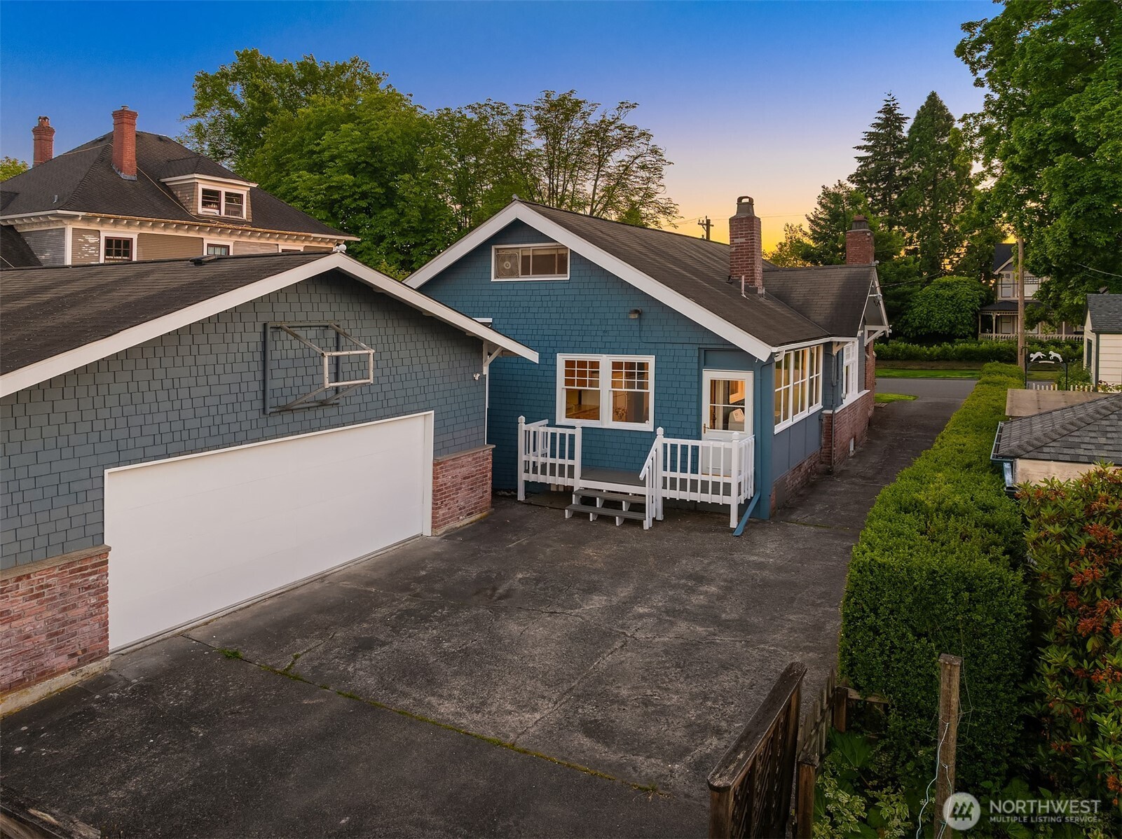 423 Ave B