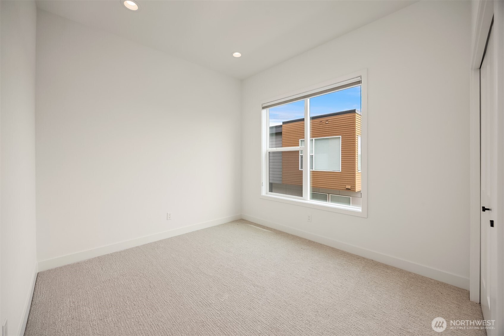 6712 NE 185th Street Unit: 1