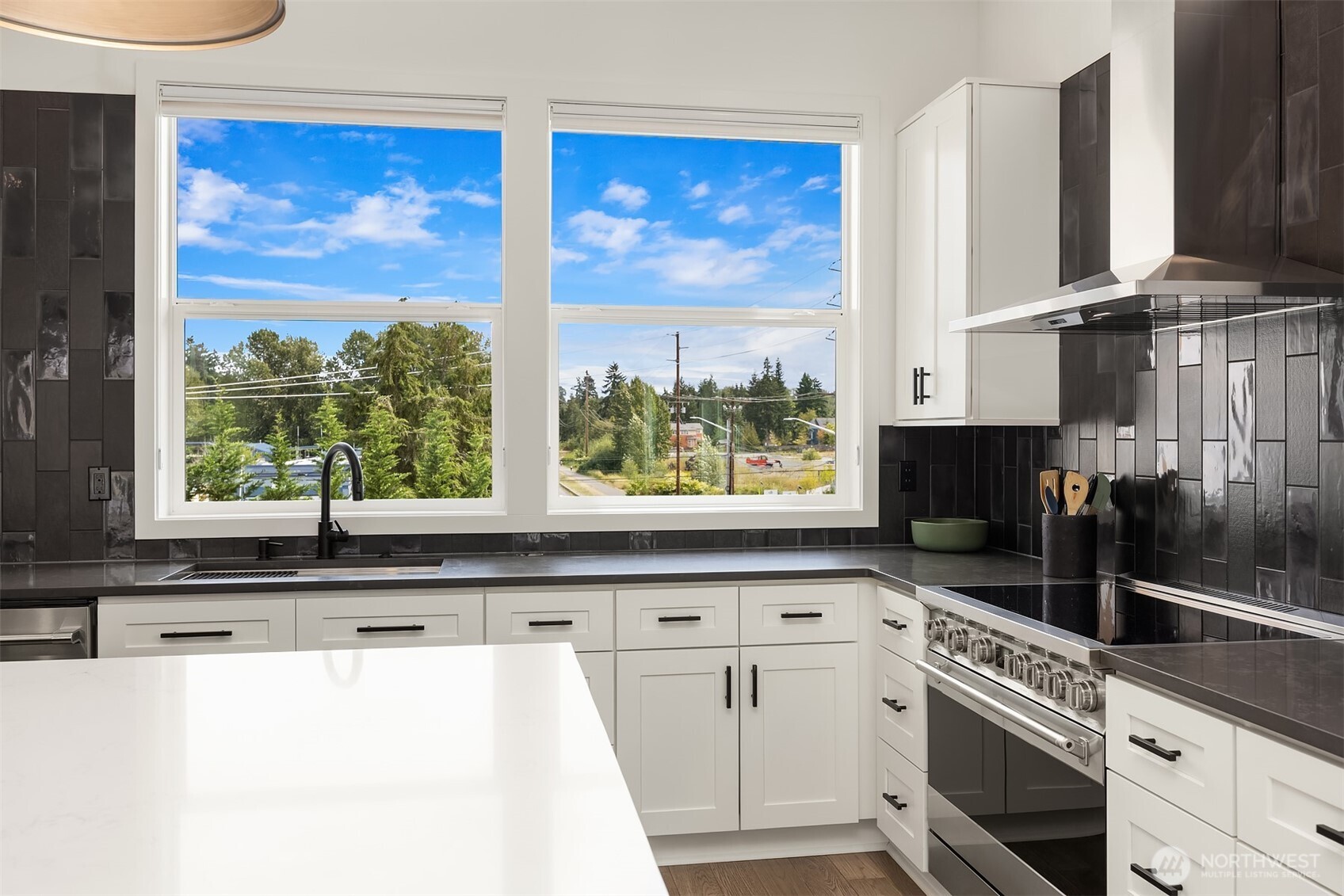6712 NE 185th Street Unit: 1
