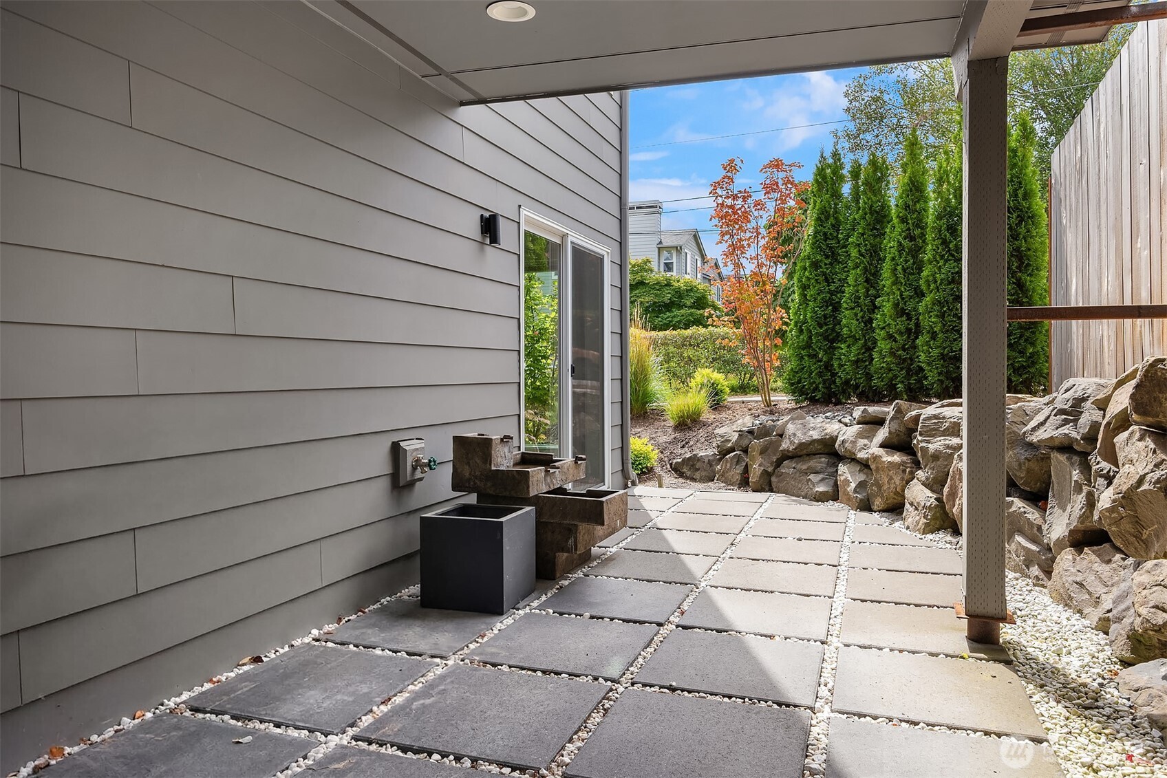 6712 NE 185th Street Unit: 1