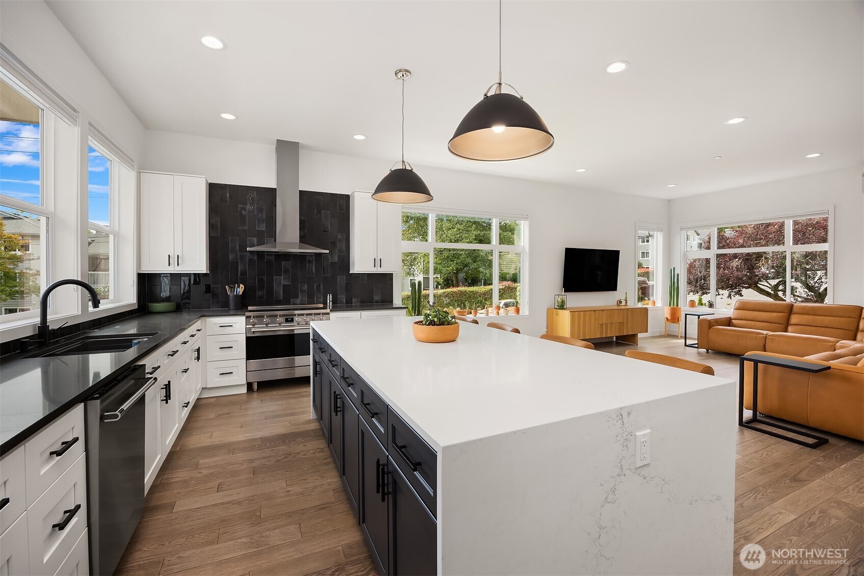 6712 NE 185th Street Unit: 1