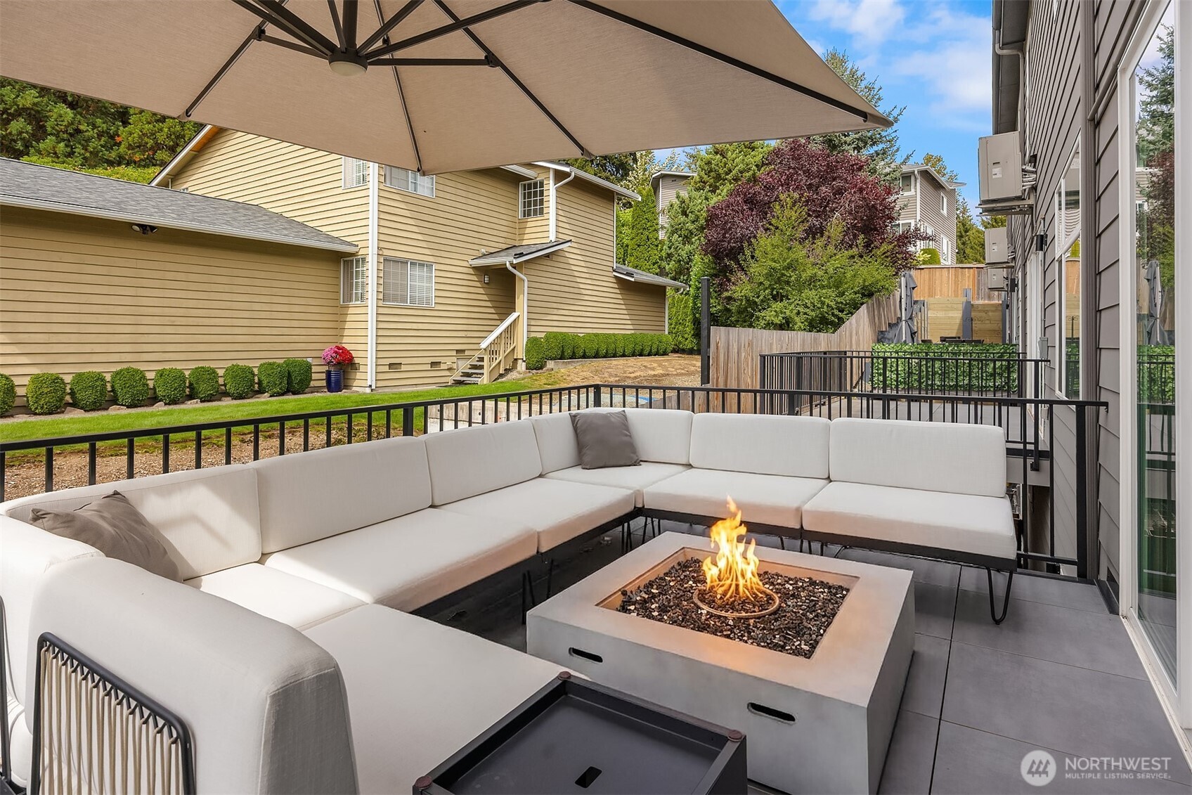 6712 NE 185th Street Unit: 1