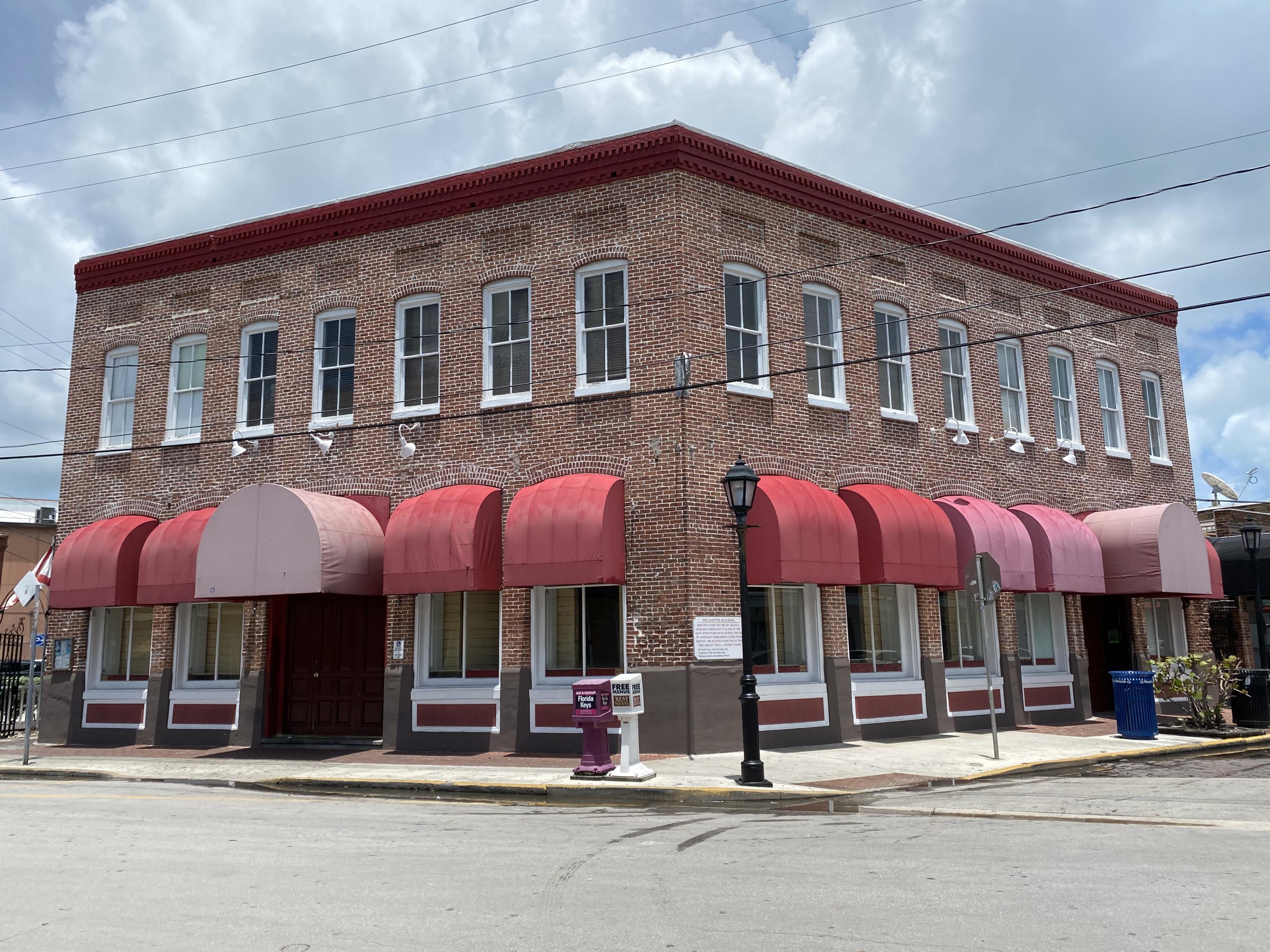 400 Front Street