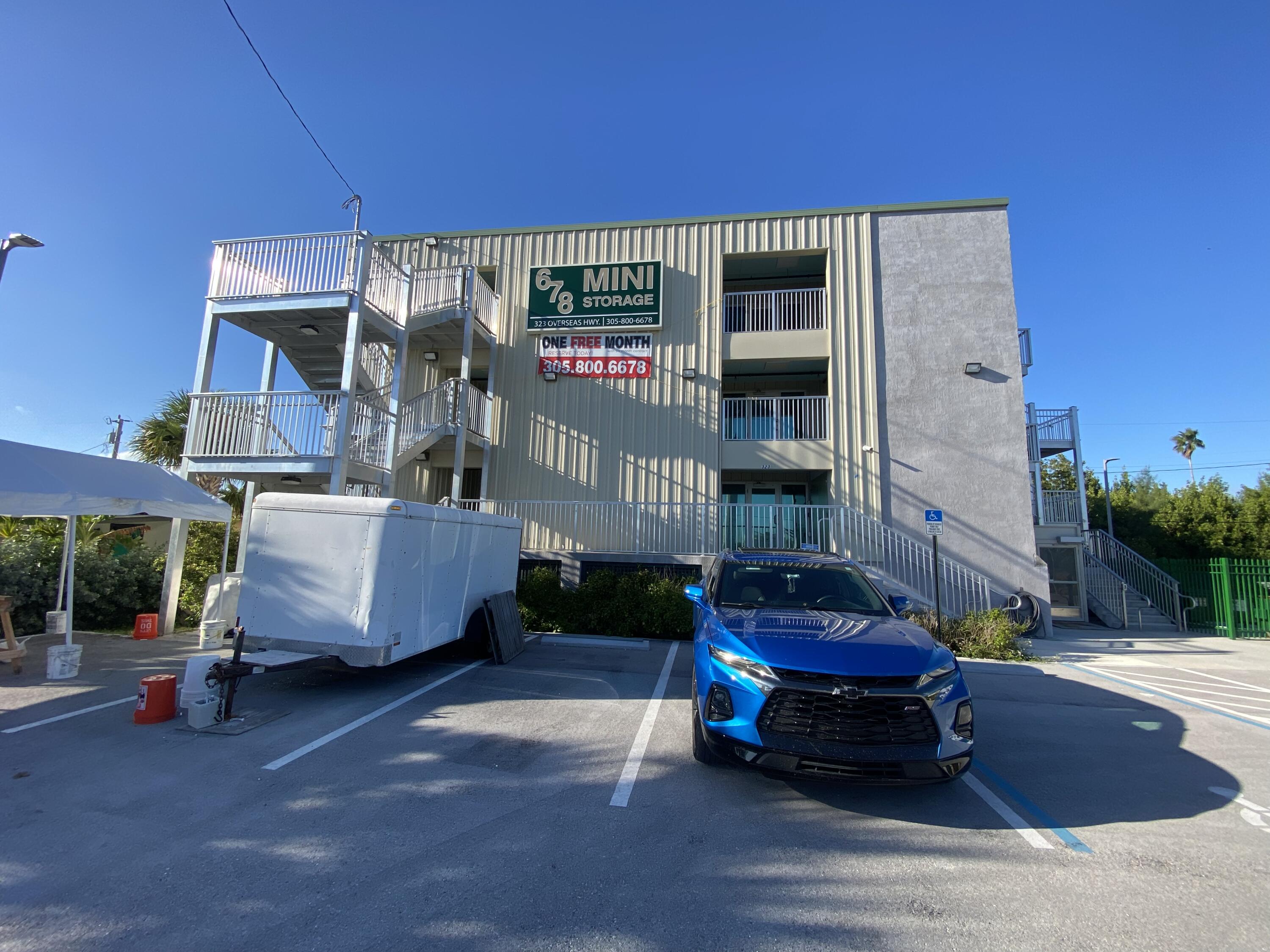 323 Overseas Highway