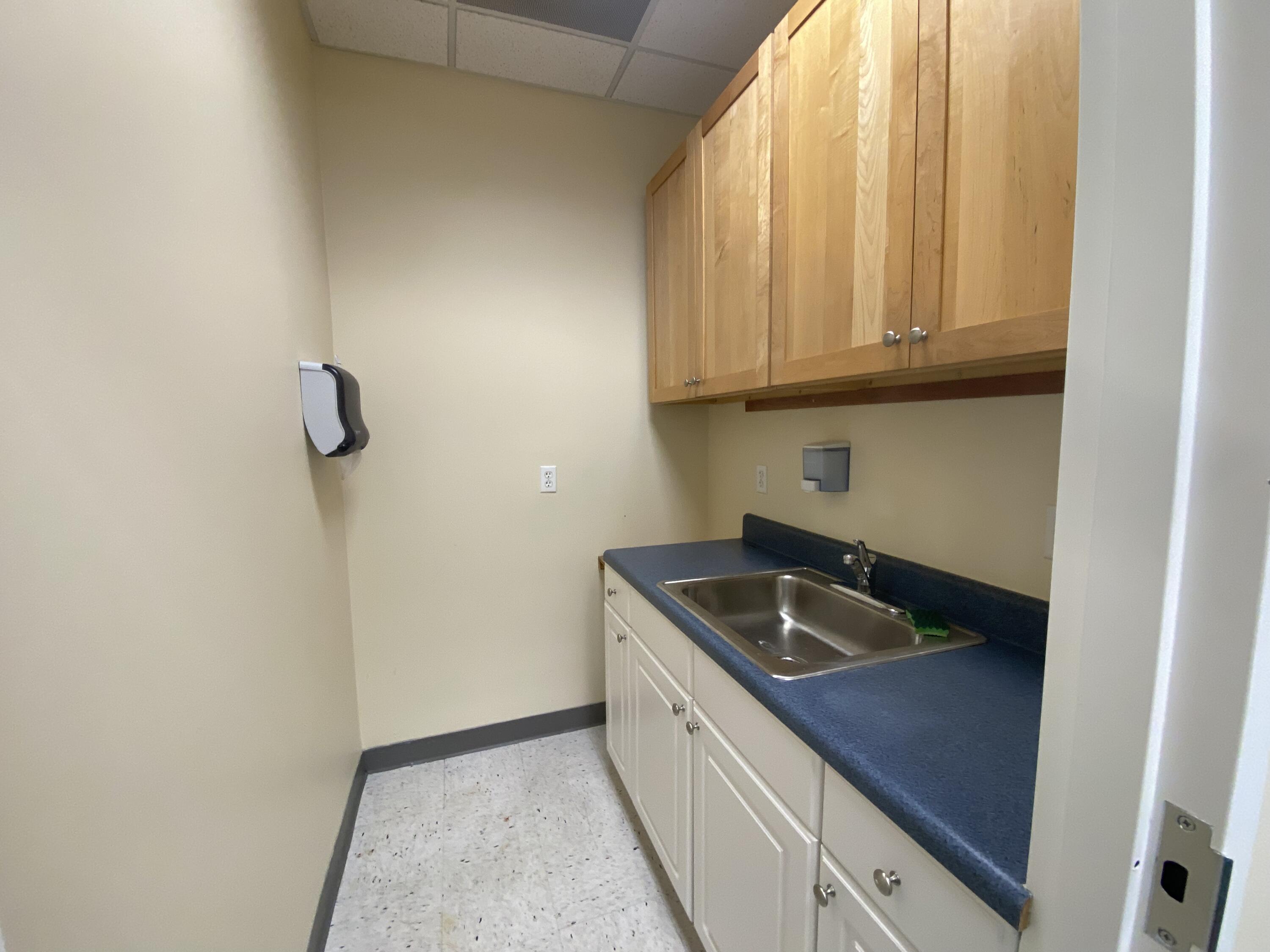 1010 Kennedy Drive 303