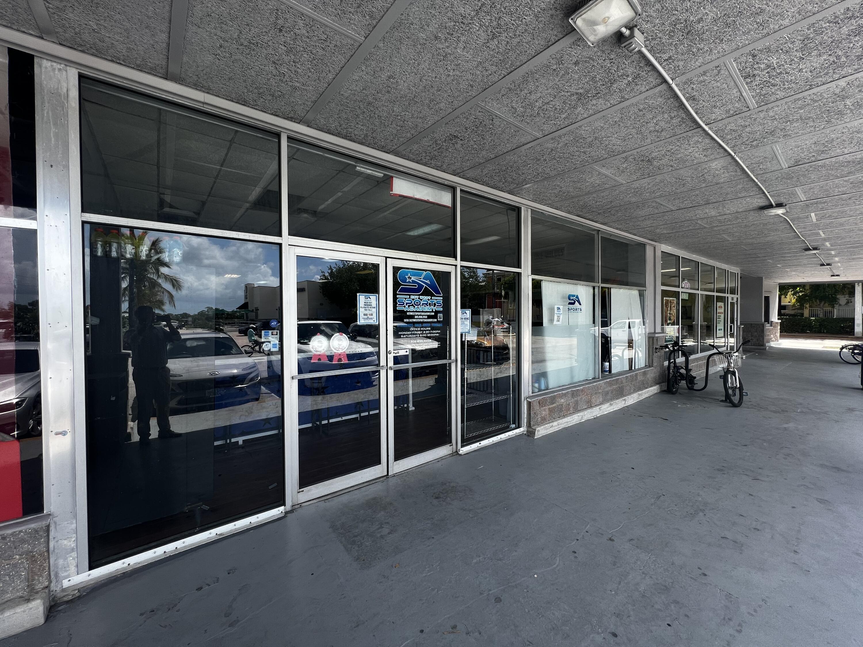2506 N Roosevelt Boulevard 101