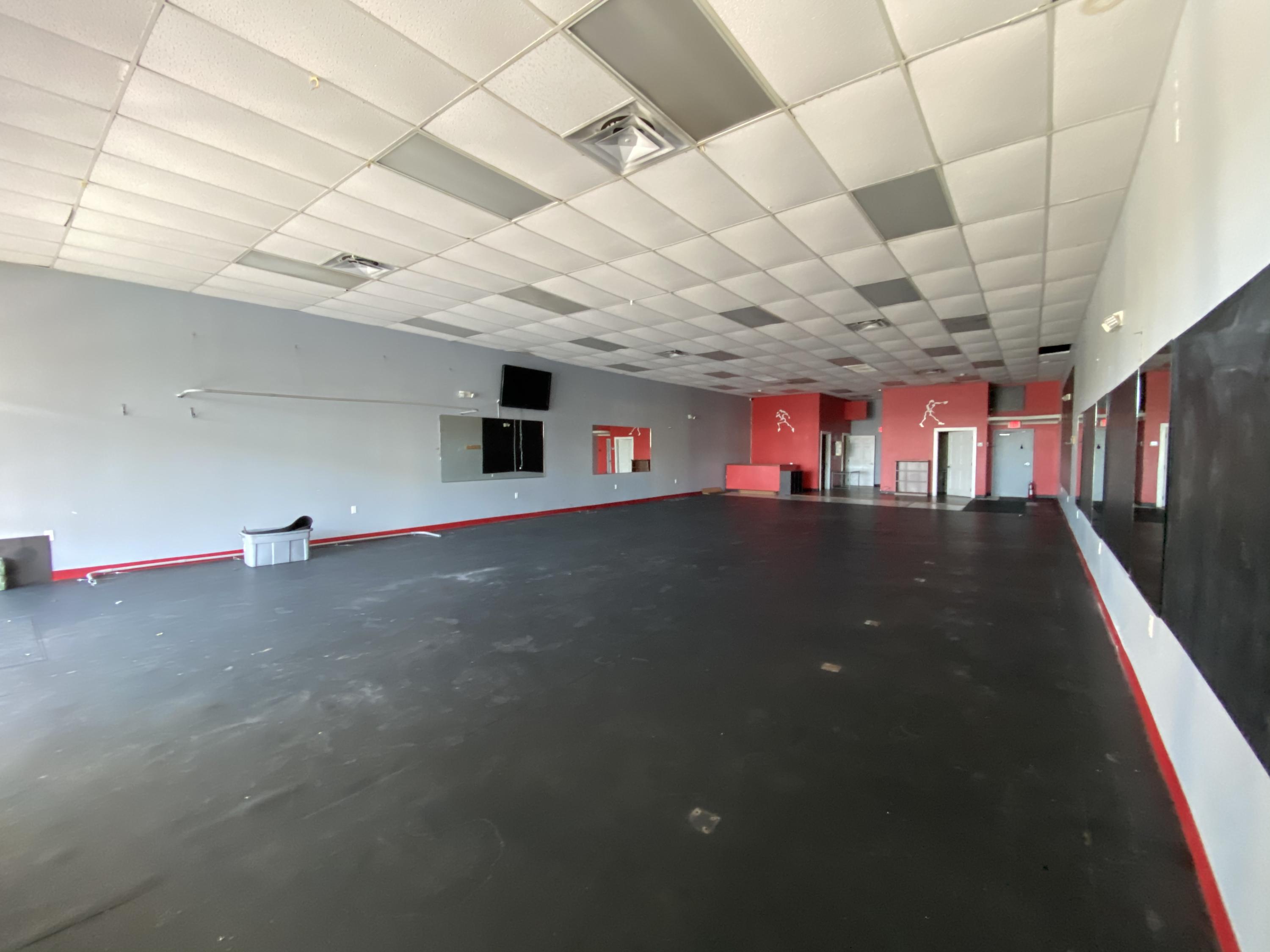 2506 N Roosevelt Boulevard 101