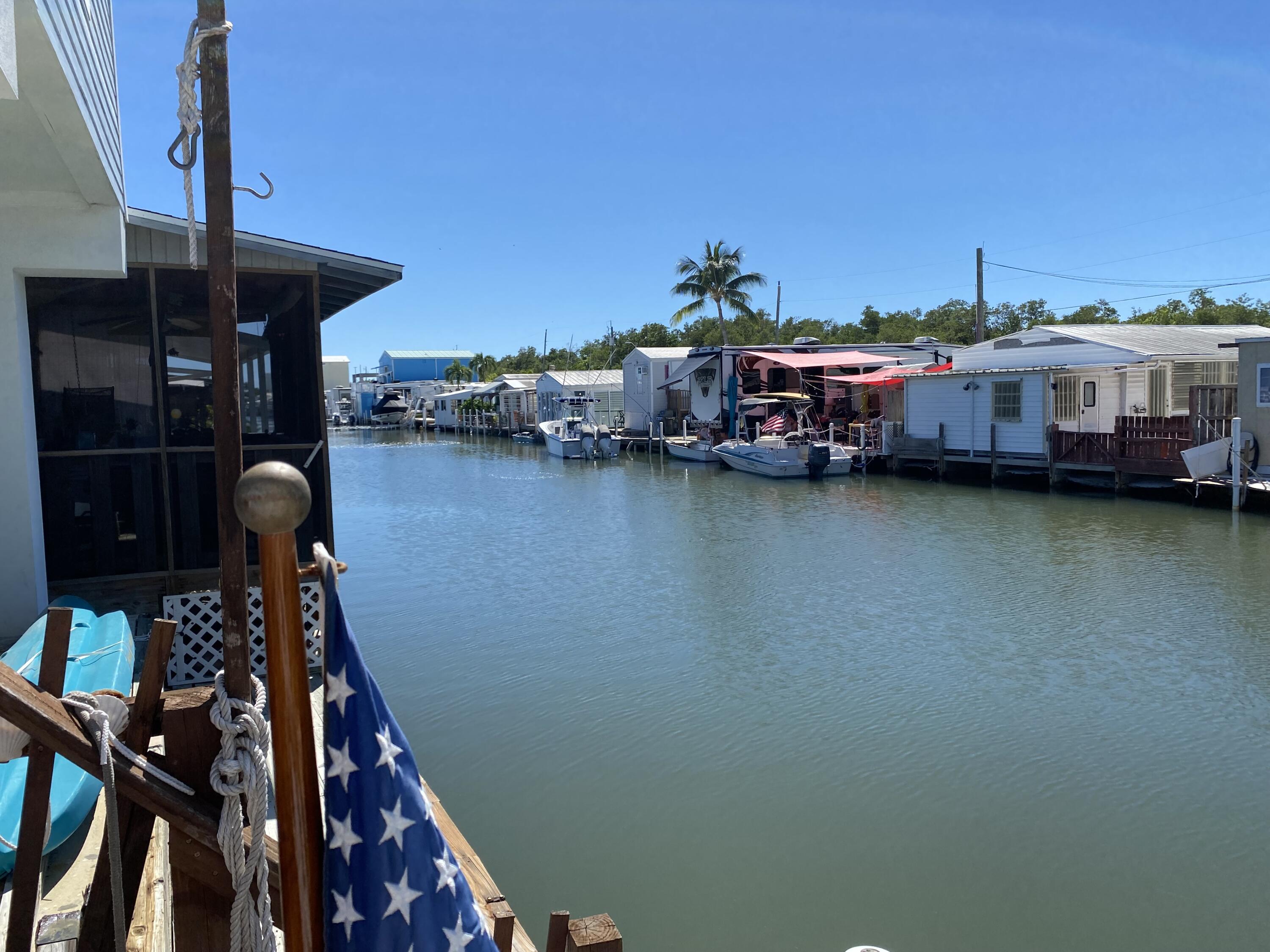 6099 Overseas Highway 36E