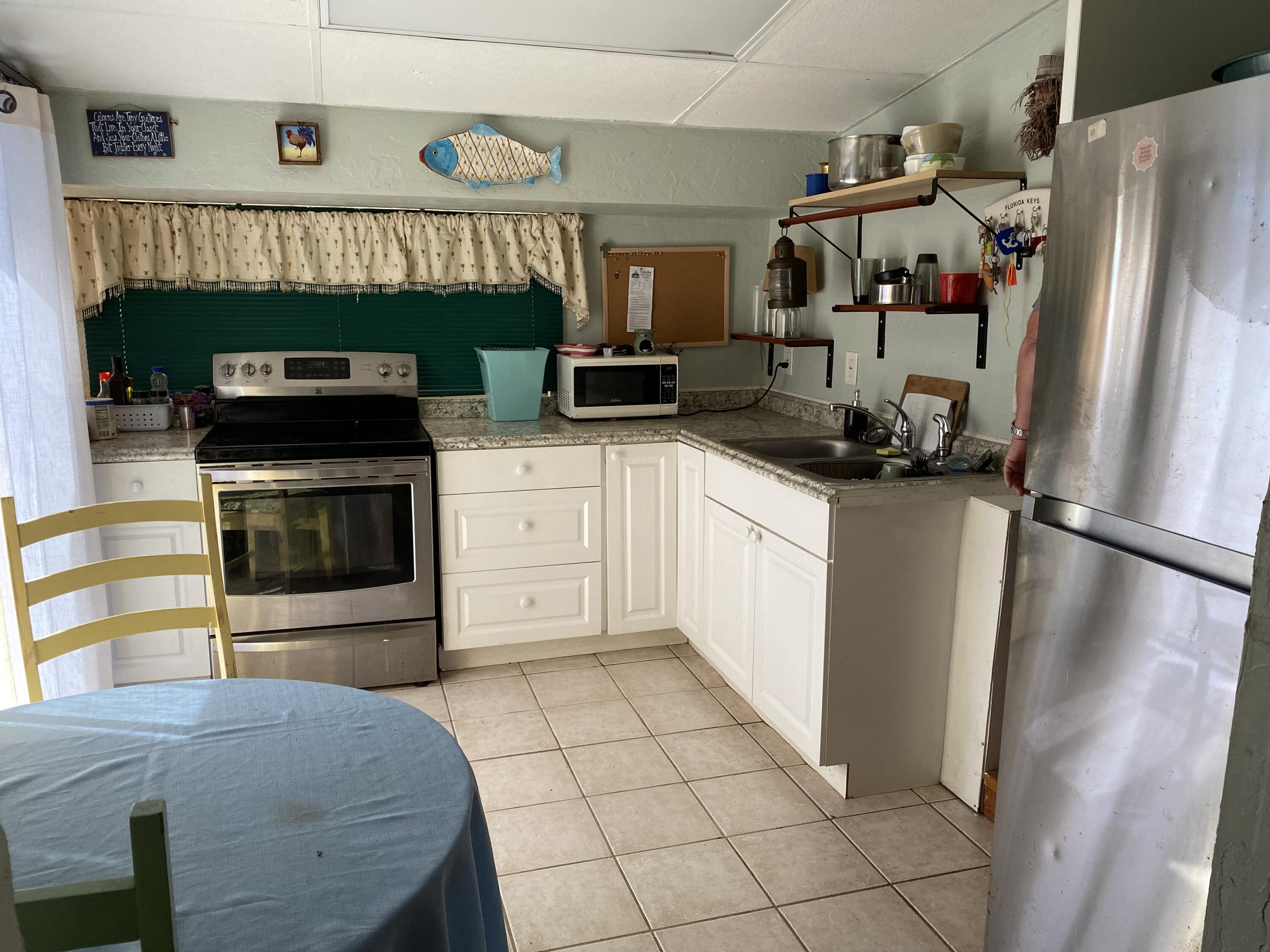 6099 Overseas Highway 36E