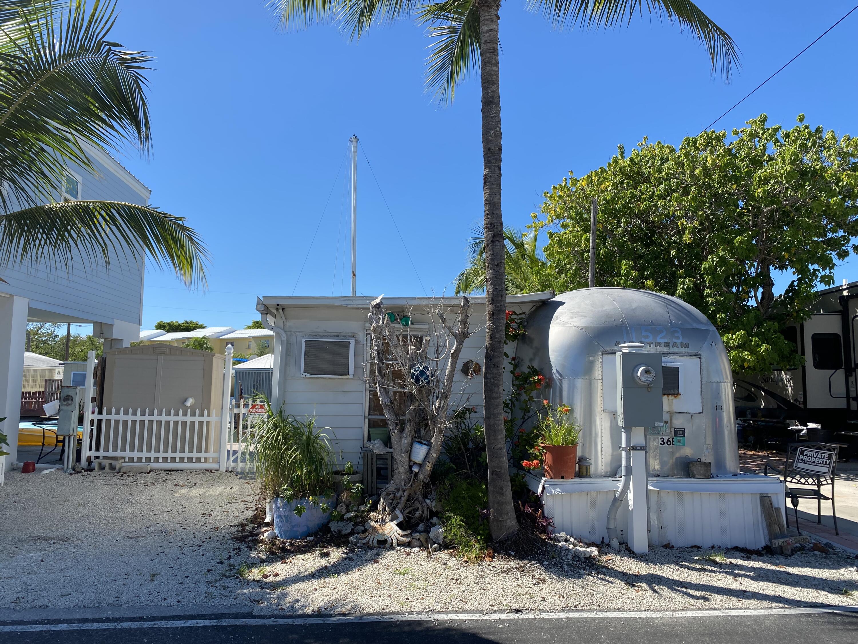 6099 Overseas Highway 36E
