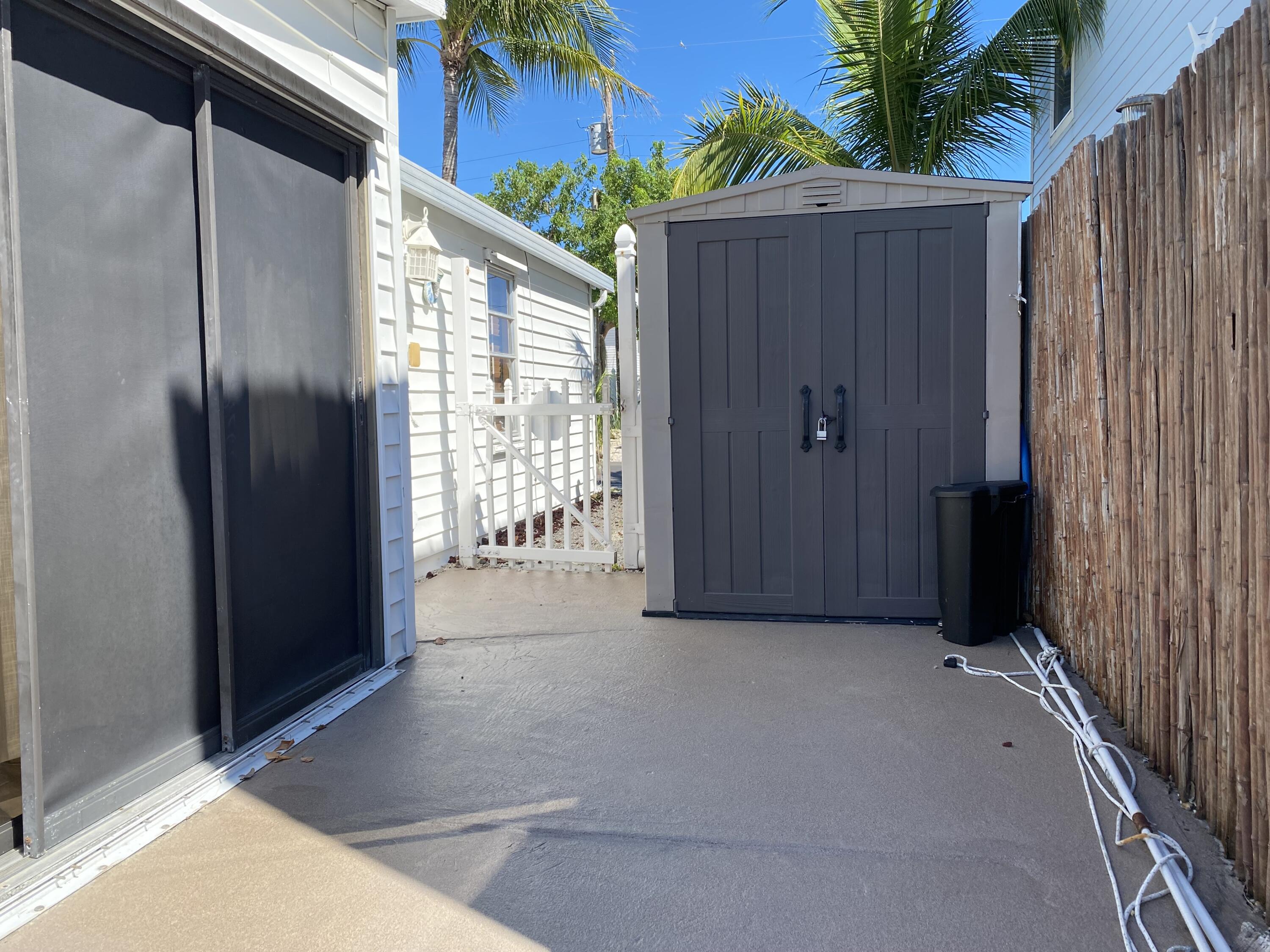 6099 Overseas Highway 36E