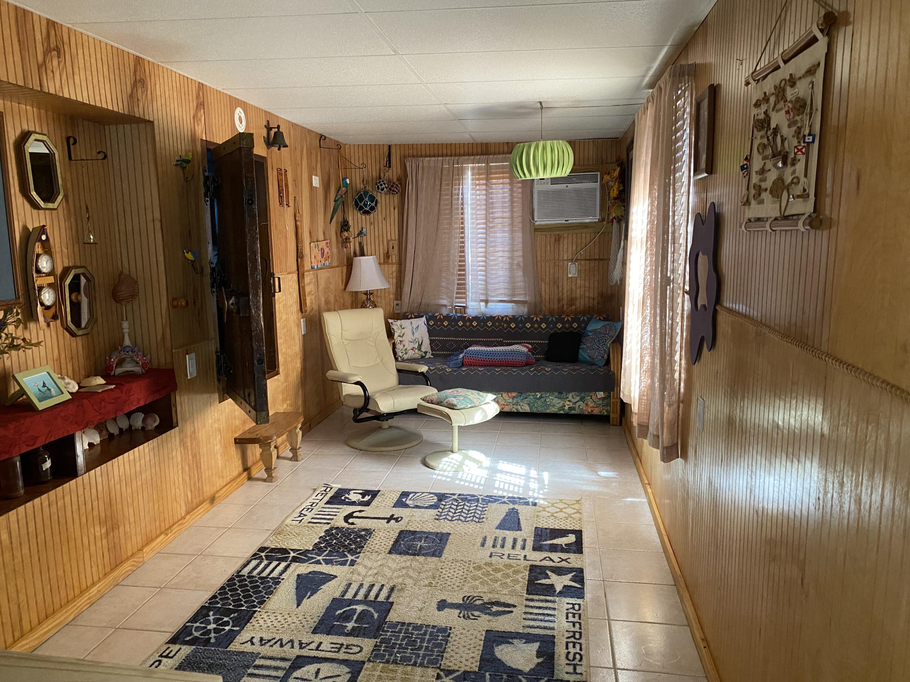 6099 Overseas Highway 36E