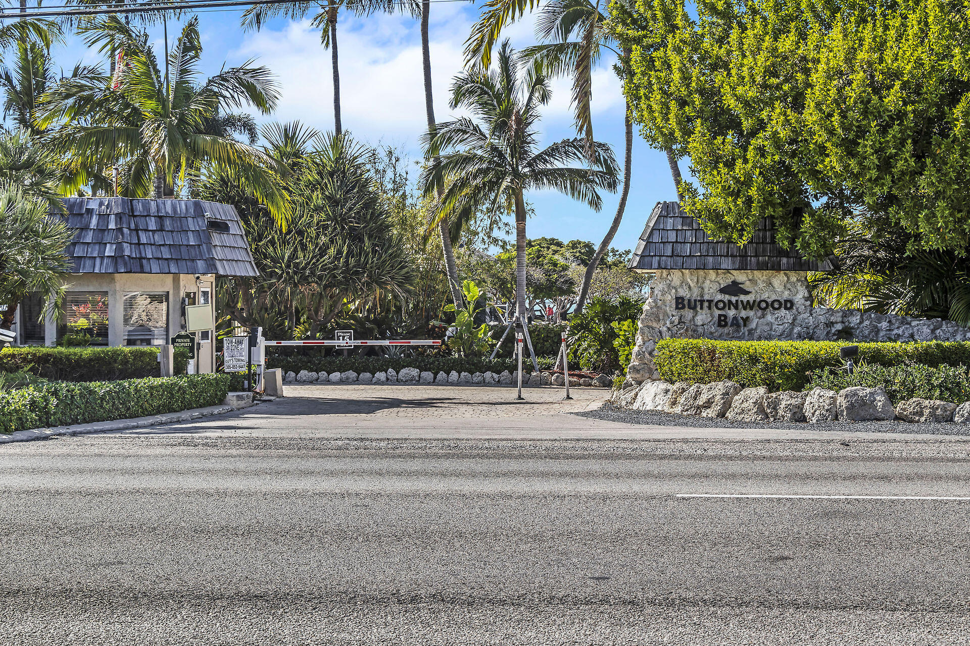96000 Overseas Highway X43