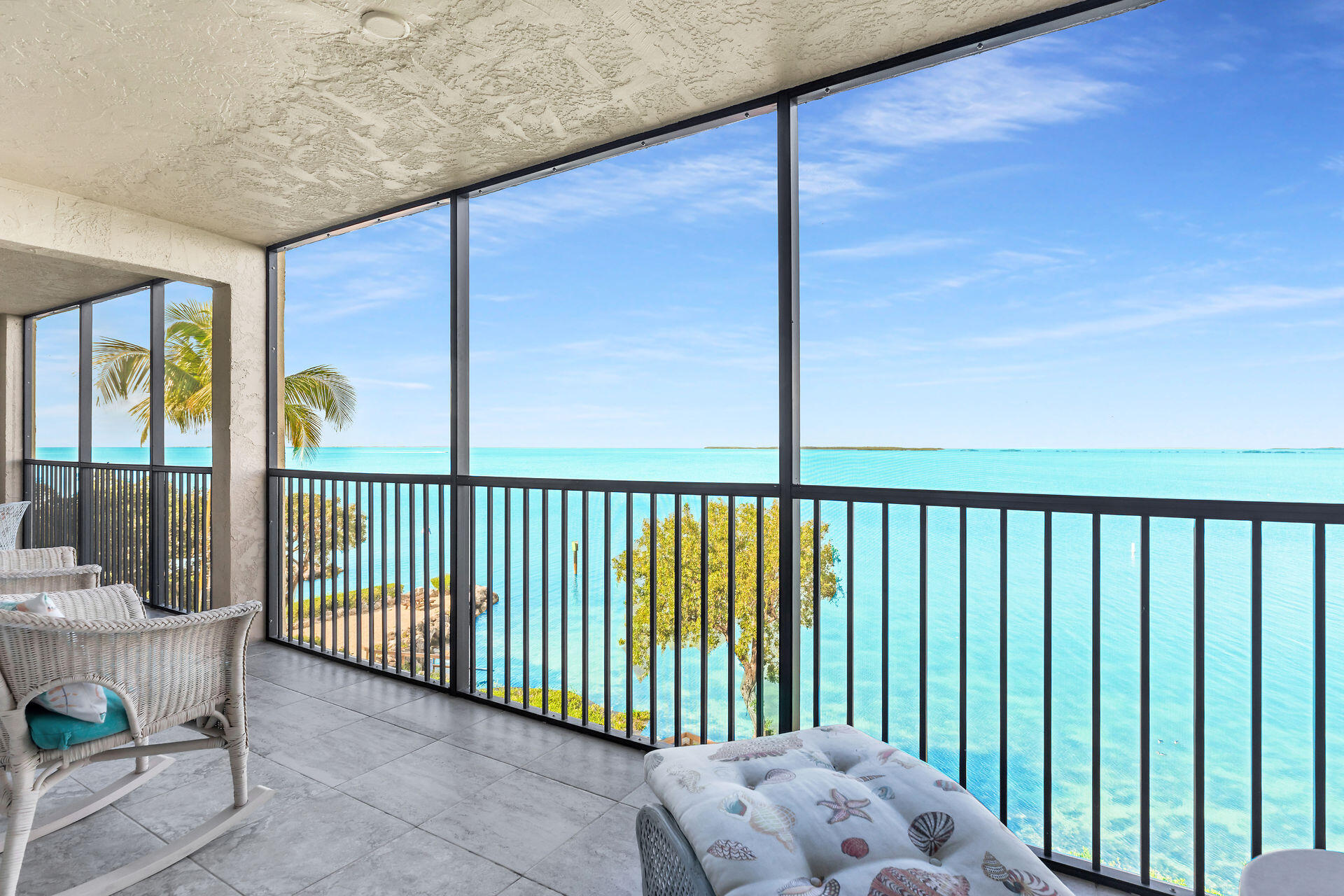 96000 Overseas Highway X43