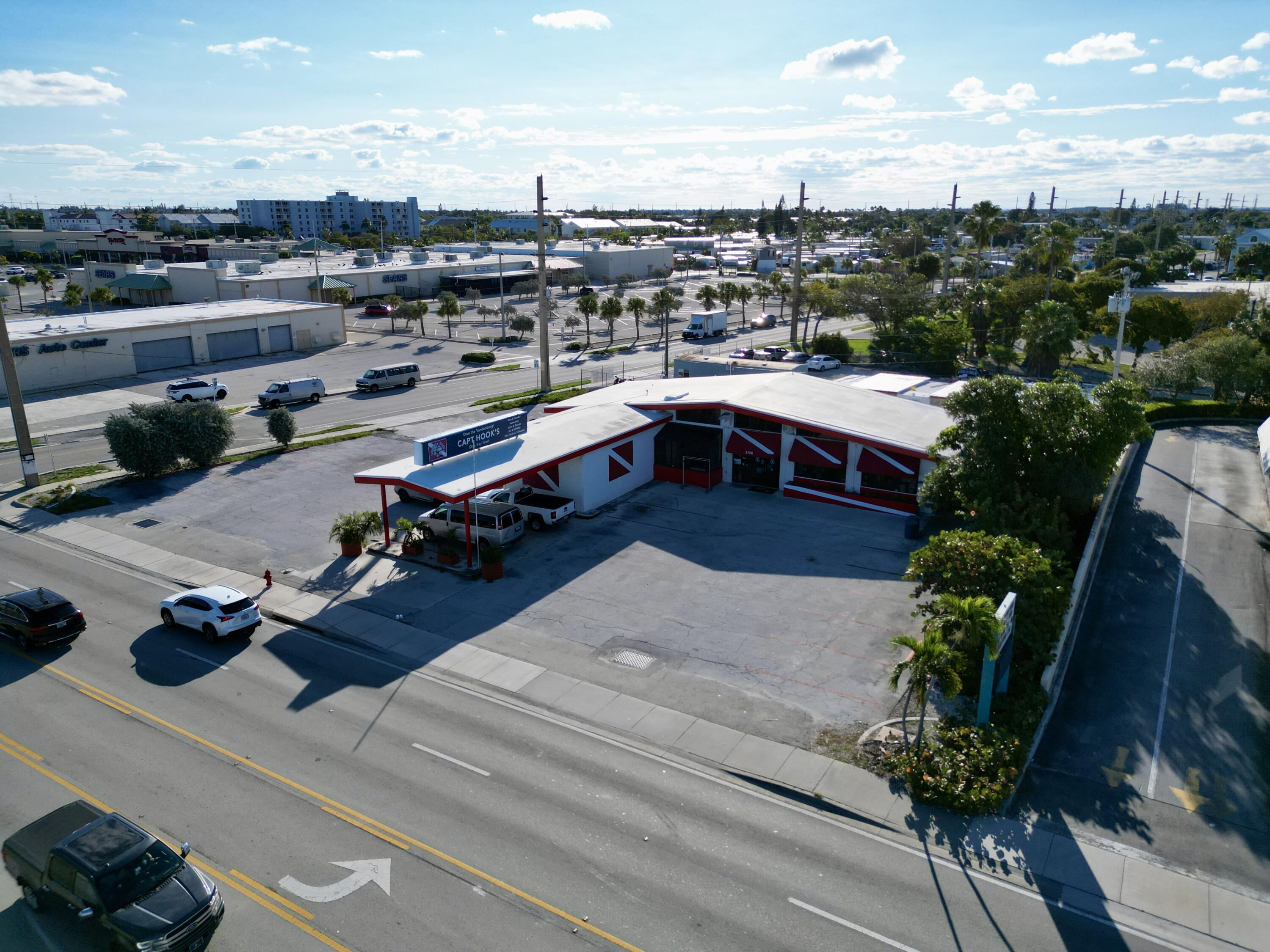 3128 N Roosevelt Boulevard