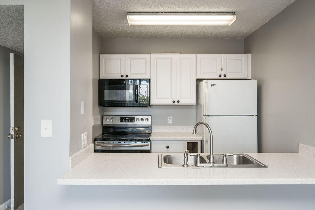 3312 Northside Drive 413