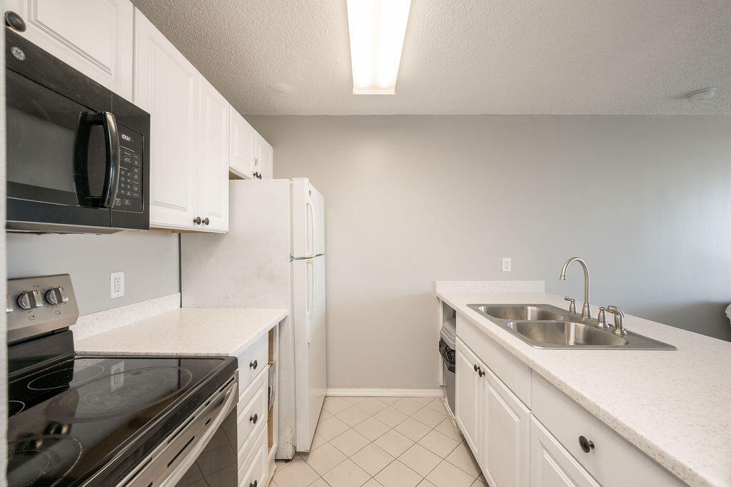 3312 Northside Drive 413