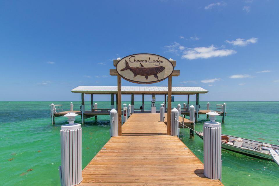 81801 Overseas Highway 631