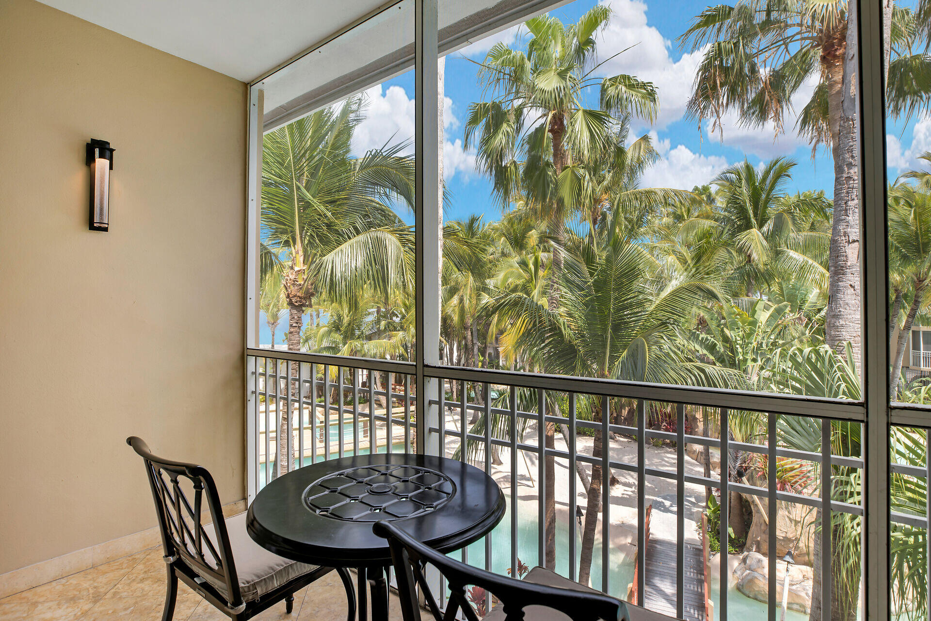 81801 Overseas Highway 631