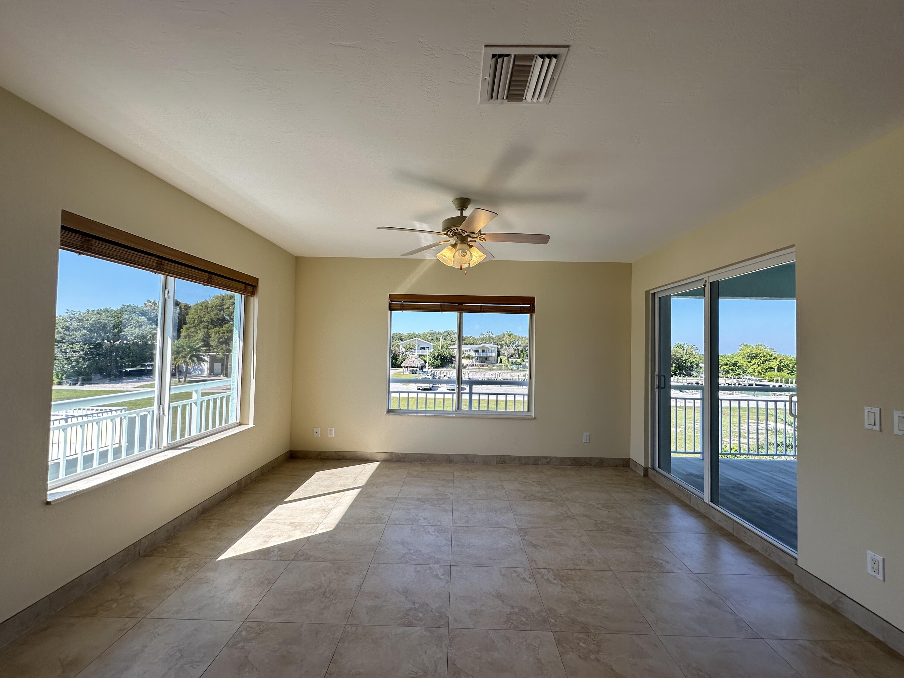228 S Airport Road