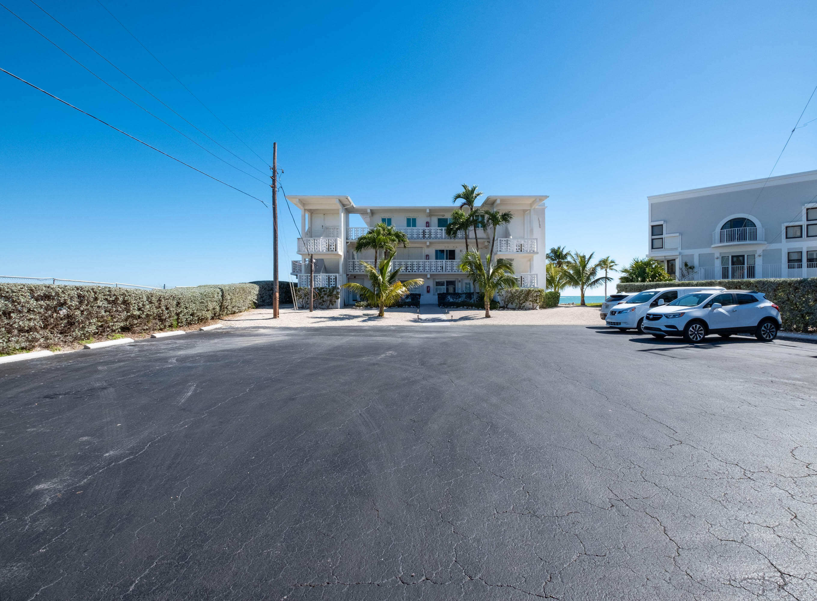 755 W Ocean Drive 8