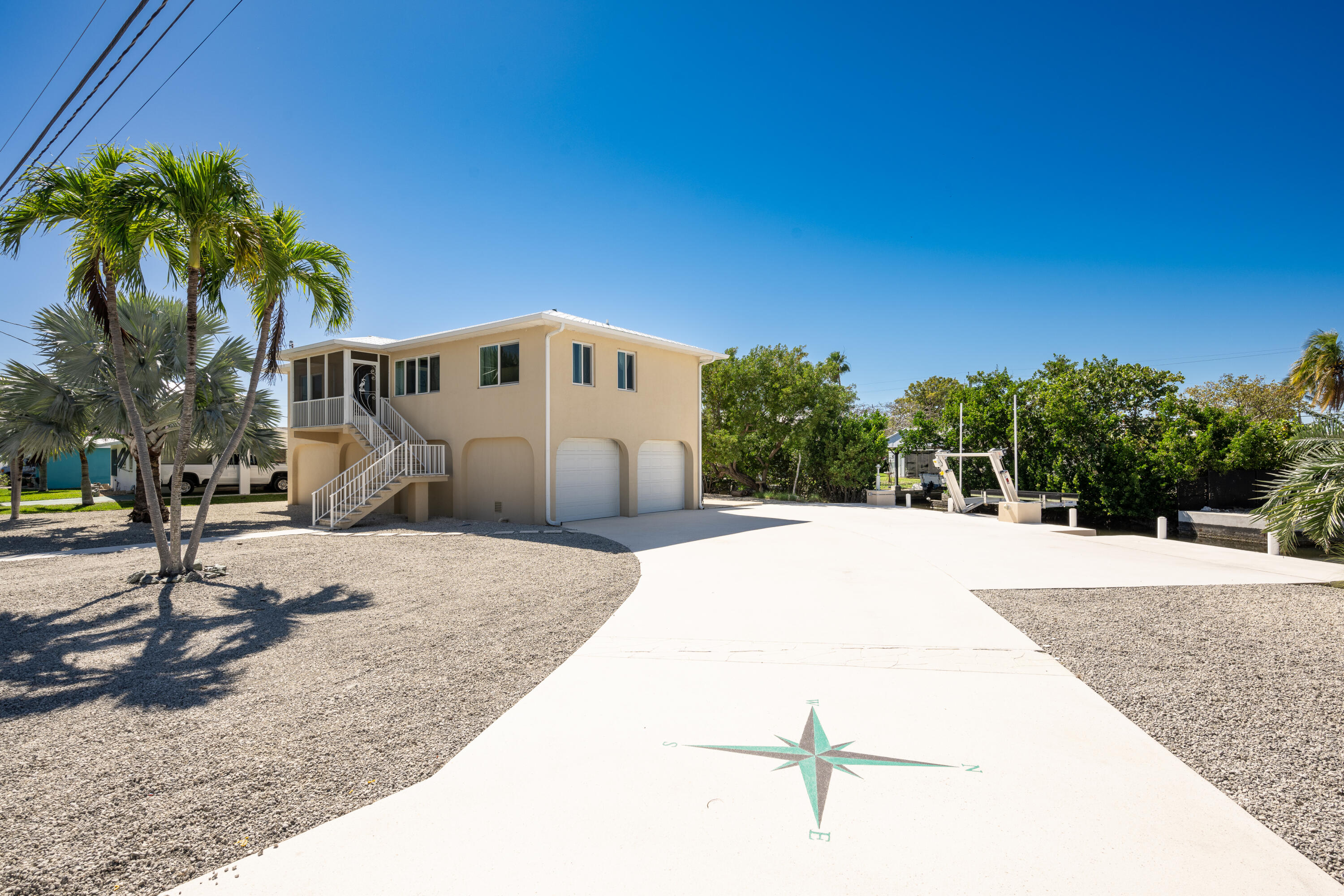 1824 Sunrise Drive