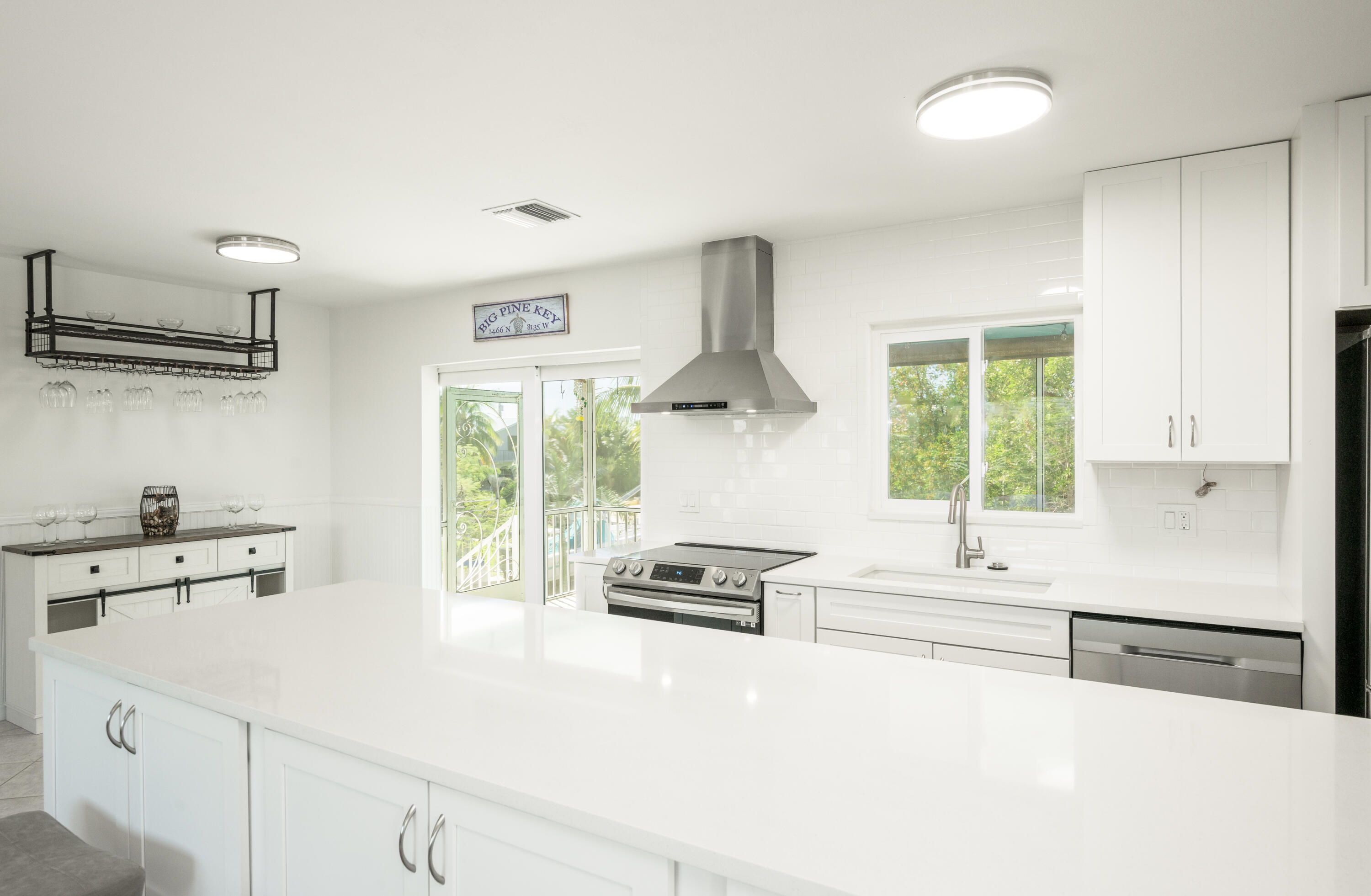 1824 Sunrise Drive