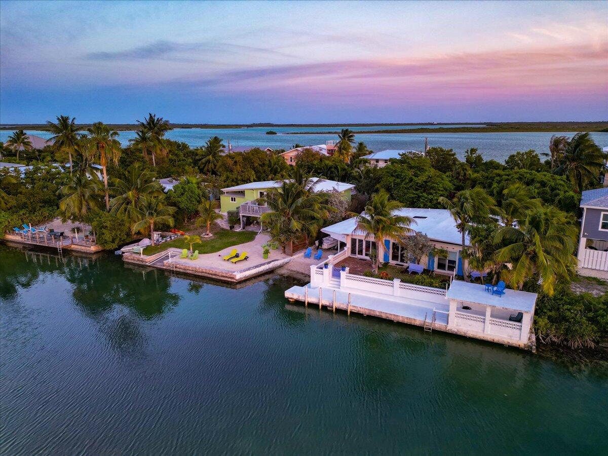 92 Bay Drive